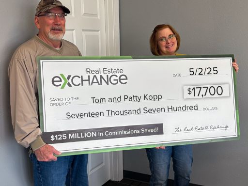 Tom and Patty - 8186 Hidden Valley Road, Dubuque, IA