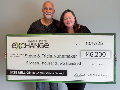 Steve & Tricia - 404 3rd Street E, Newhall, IA