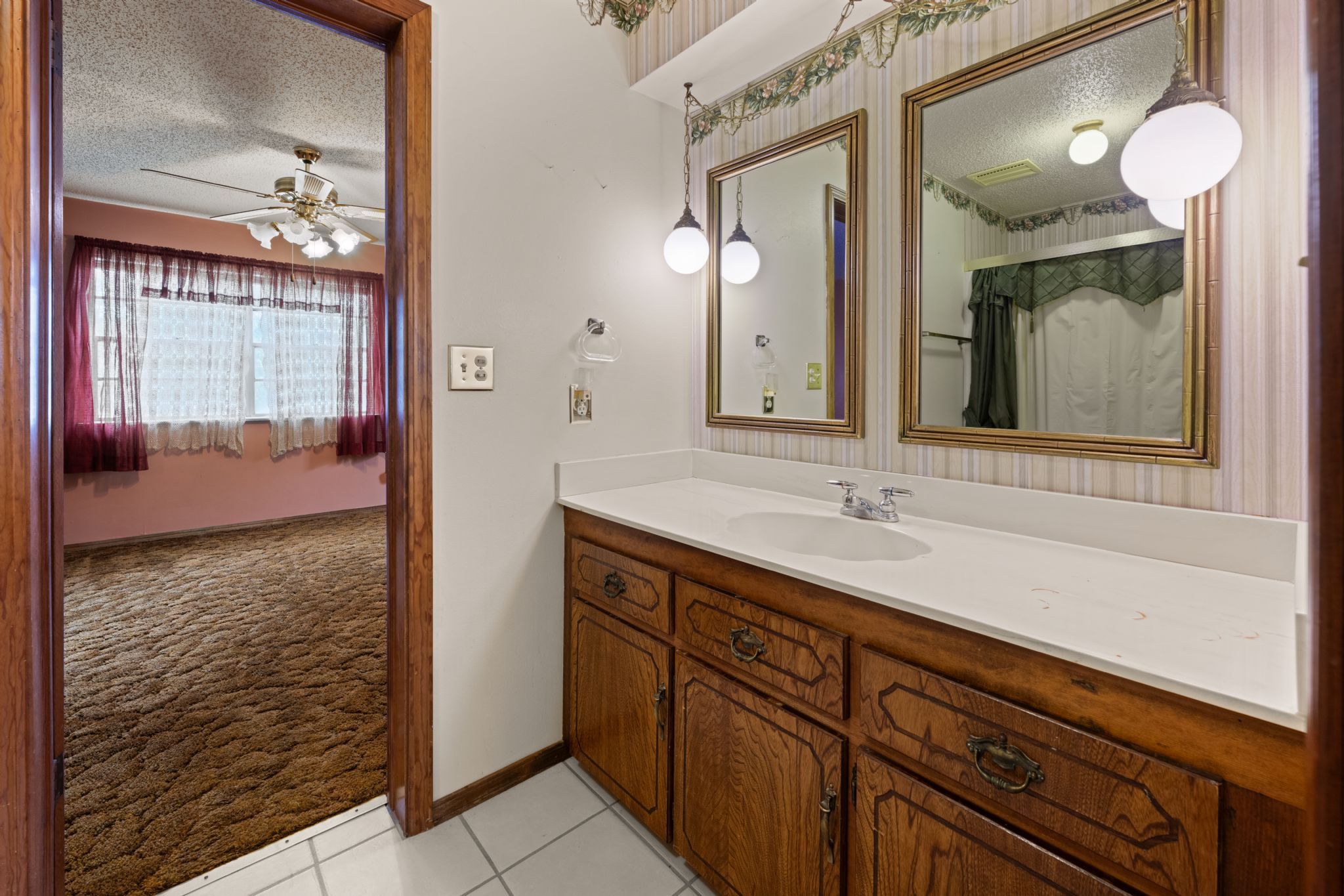 636 E Lea Terrace, Mustang, OK, Image 28