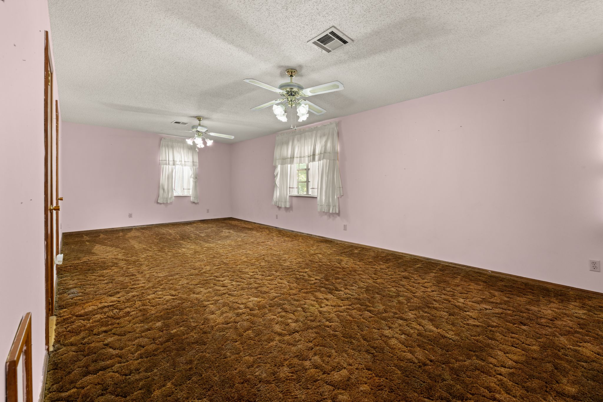 636 E Lea Terrace, Mustang, OK, Image 37
