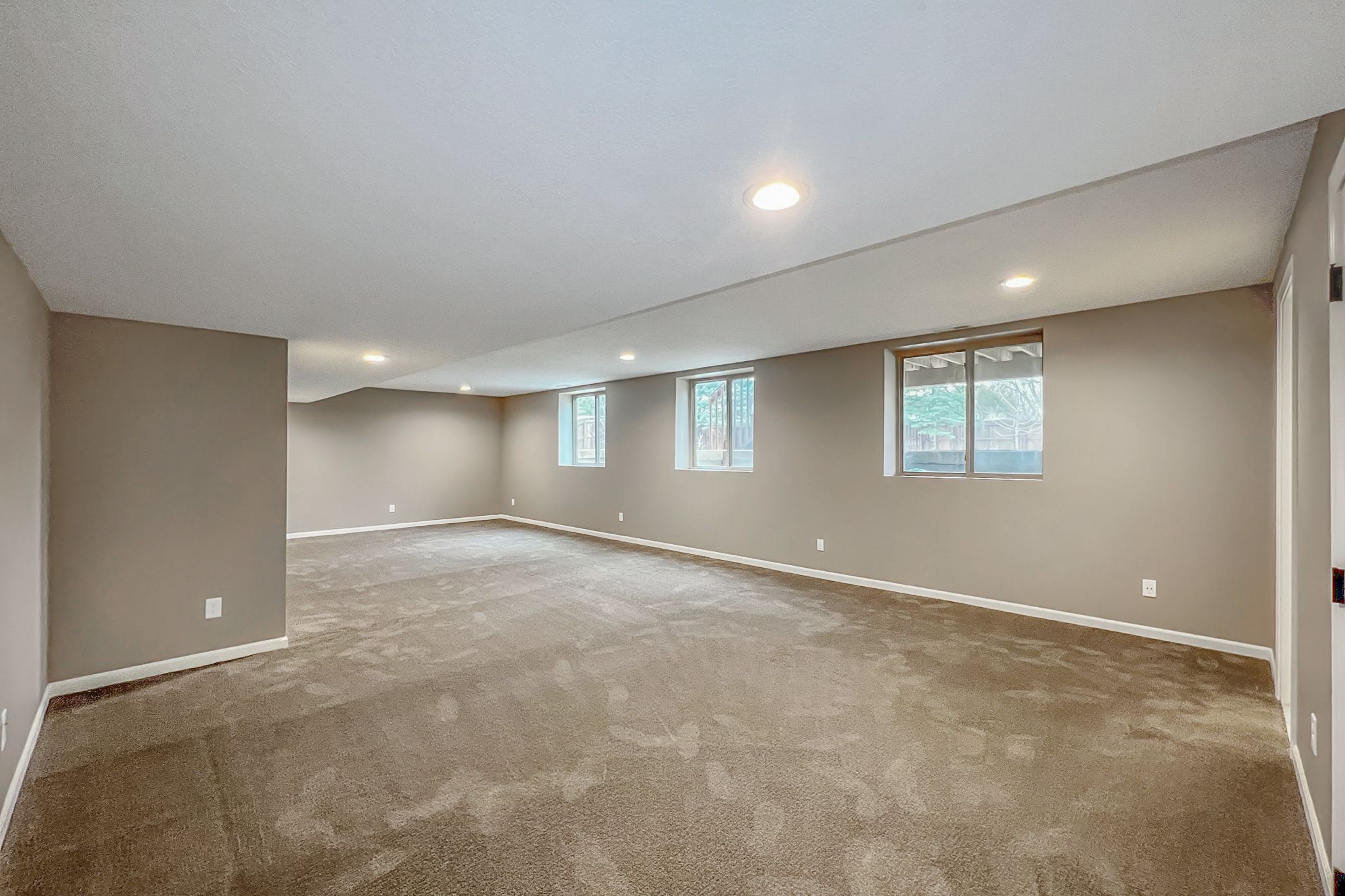 1665 North Creek Dr, Marion, IA, Image 12