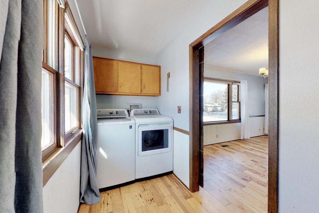 502 East Marion Street, Monroe, IA, Image 12