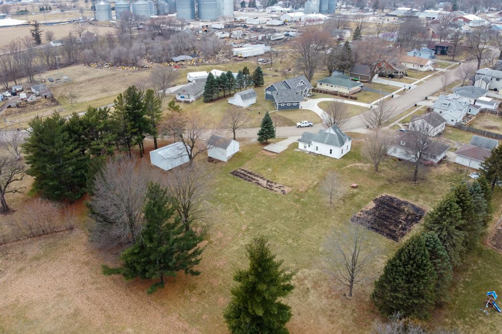 502 East Marion Street, Monroe, IA, Image 31
