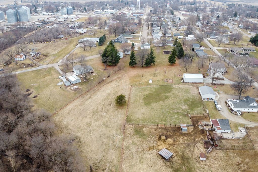 502 East Marion Street, Monroe, IA, Image 32