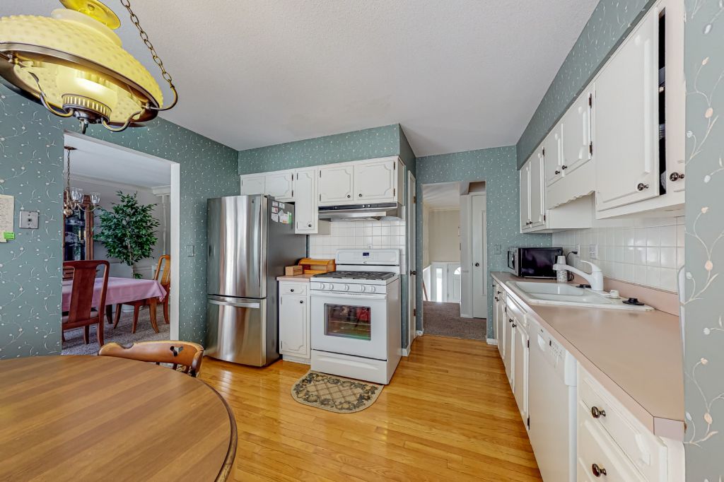 2103 Woodland Ave, West Des Moines, IA, Image 10