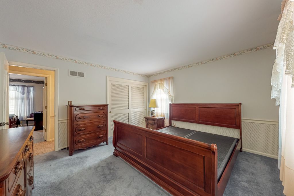 2103 Woodland Ave, West Des Moines, IA, Image 13