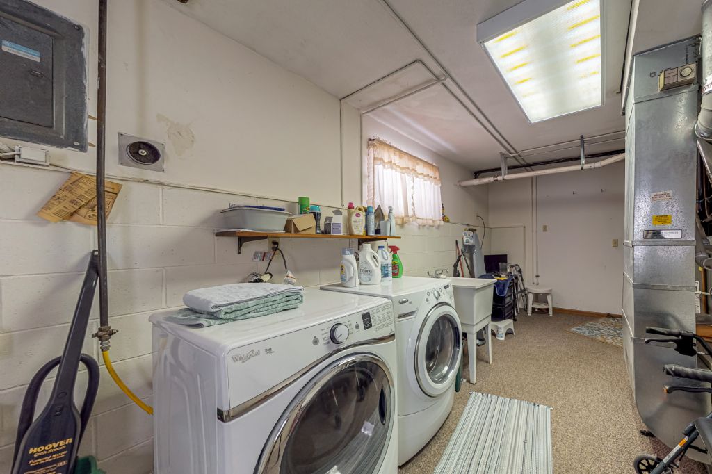 2103 Woodland Ave, West Des Moines, IA, Image 21