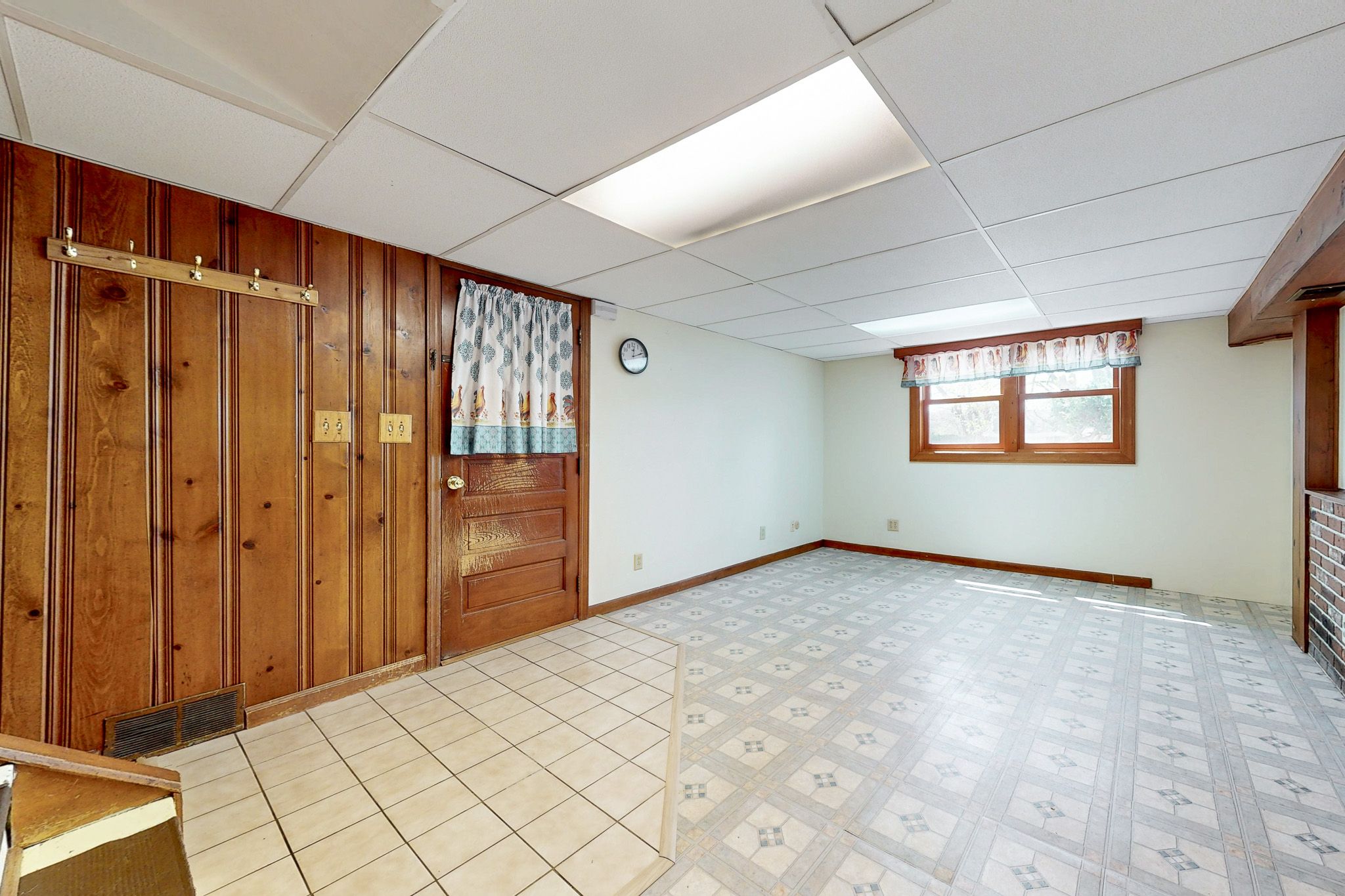 506 Park Ct.,&nbsp;Fox River Grove,&nbsp;IL,&nbsp;Image&nbsp;20