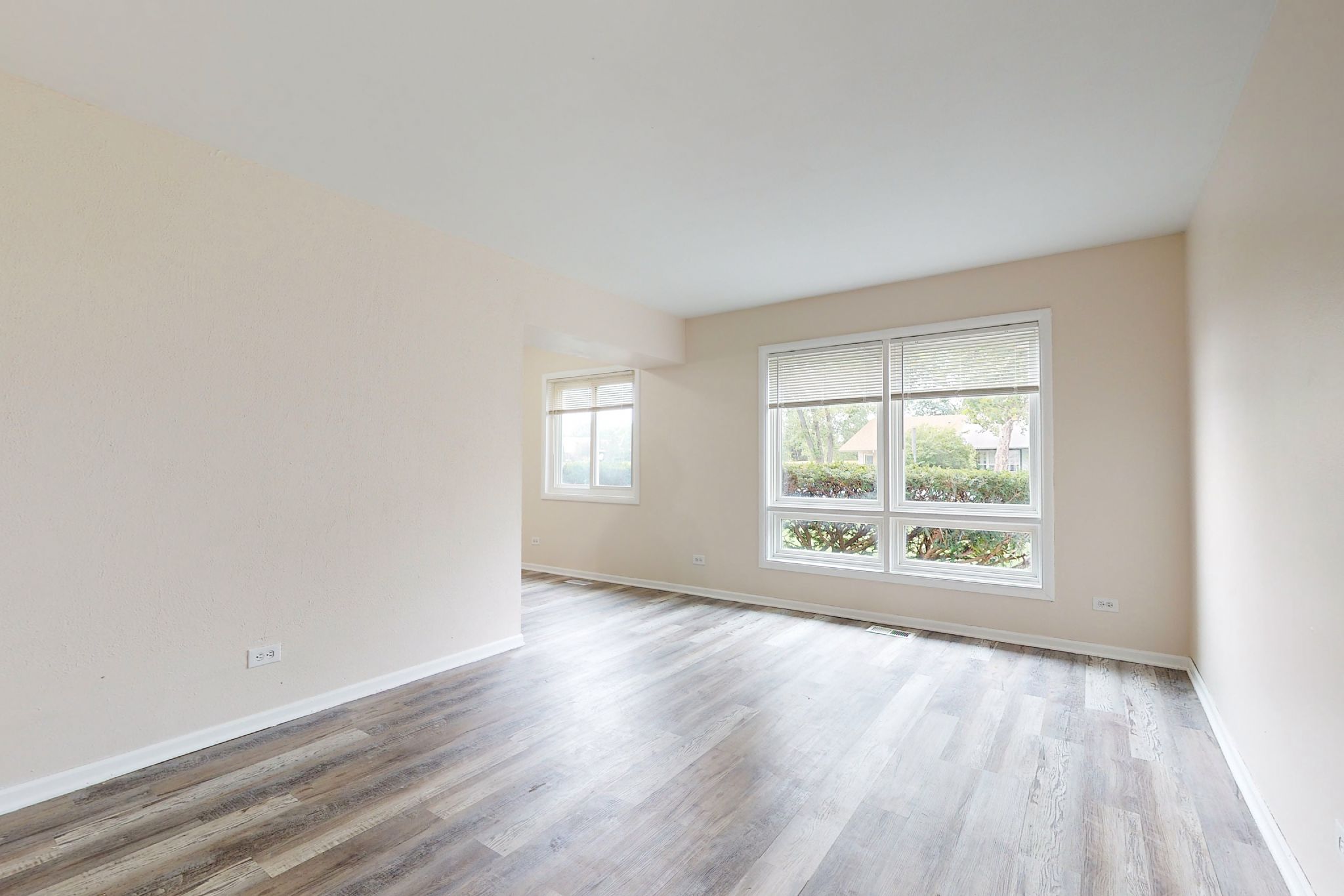 291 W. Berkley Ln., Hoffman Estates, IL, Image 1