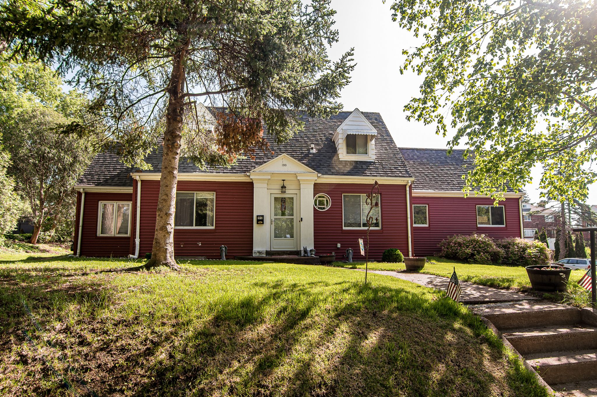 190 Bradley St, Dubuque, IA, Image 0