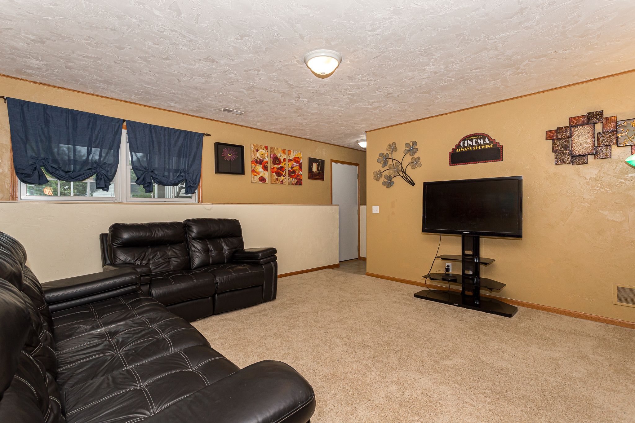 525 3rd Ave, Hampton, IL, Image 17
