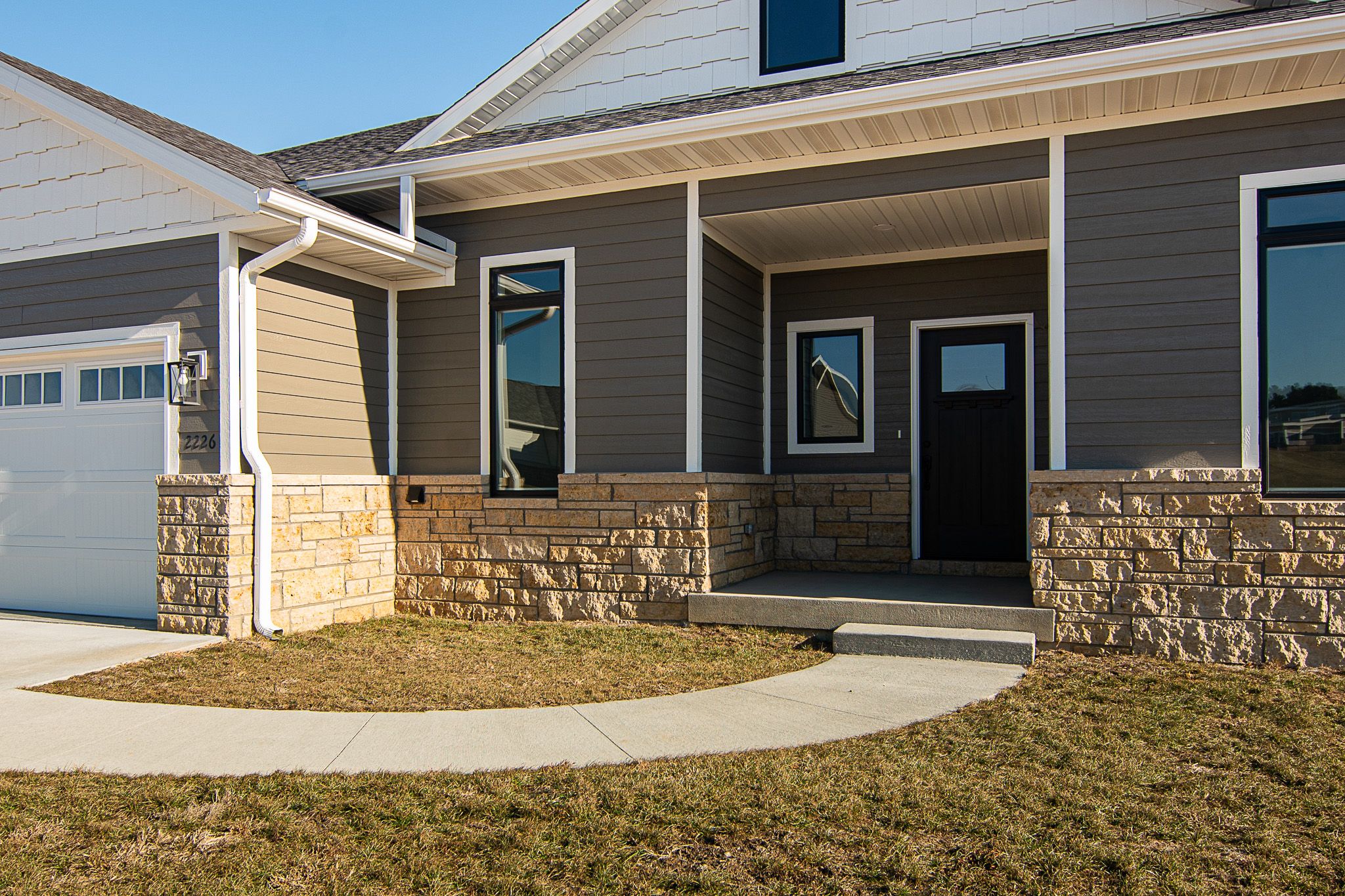 2226 Eldie Dr, Dubuque, IA, Image 2