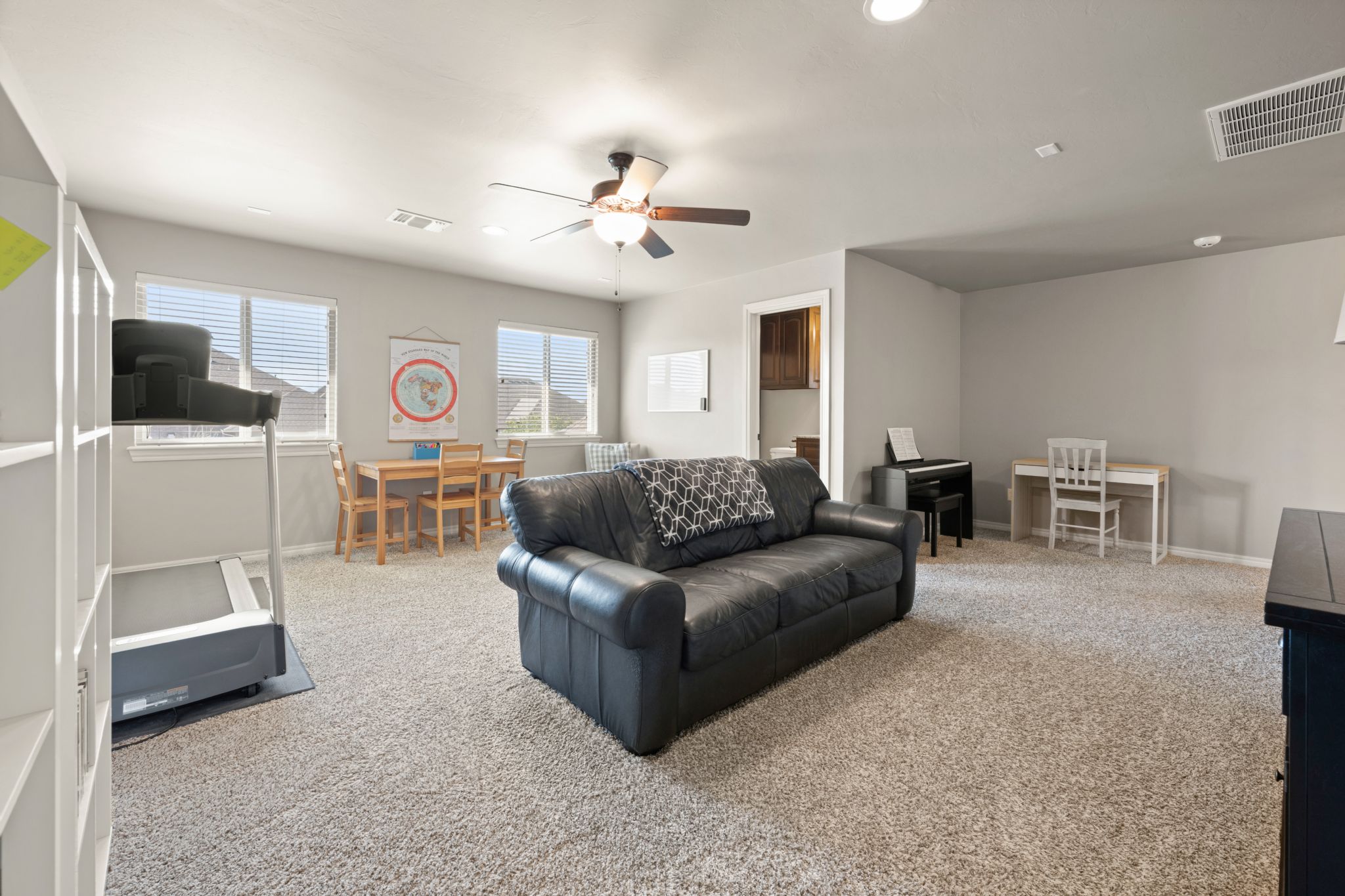 4809 Crater Lake Dr, Edmond, OK, Image 29