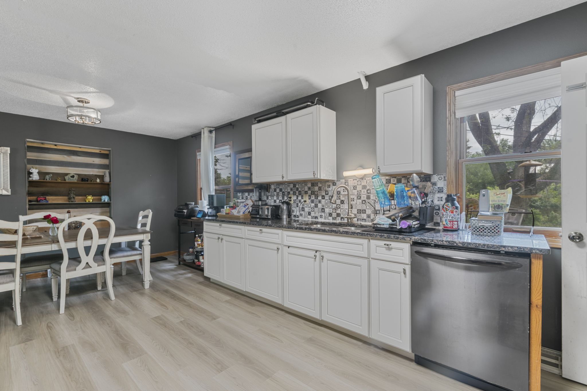 1647 Hollywood Boulevard, Iowa City, IA, Image 12