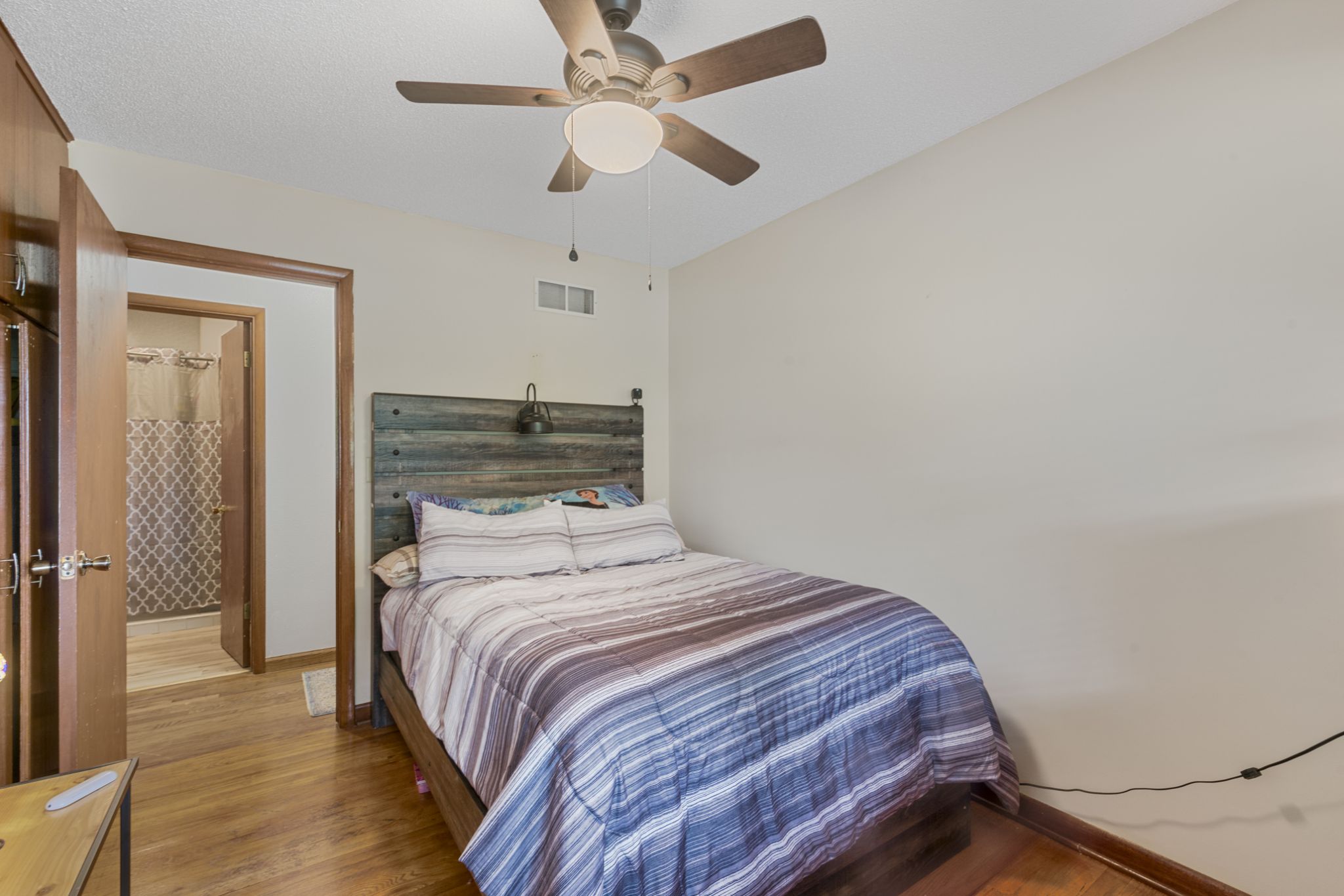 1647 Hollywood Boulevard, Iowa City, IA, Image 24