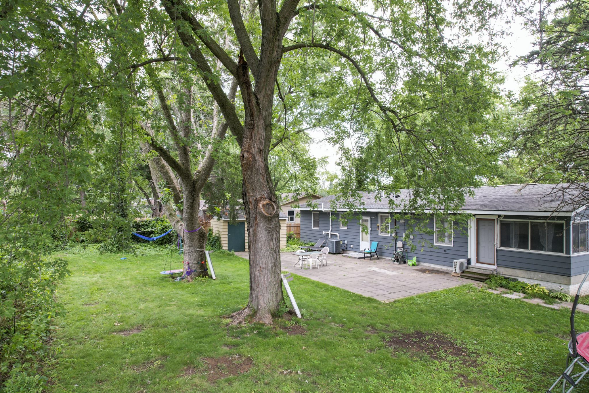 1647 Hollywood Boulevard, Iowa City, IA, Image 39