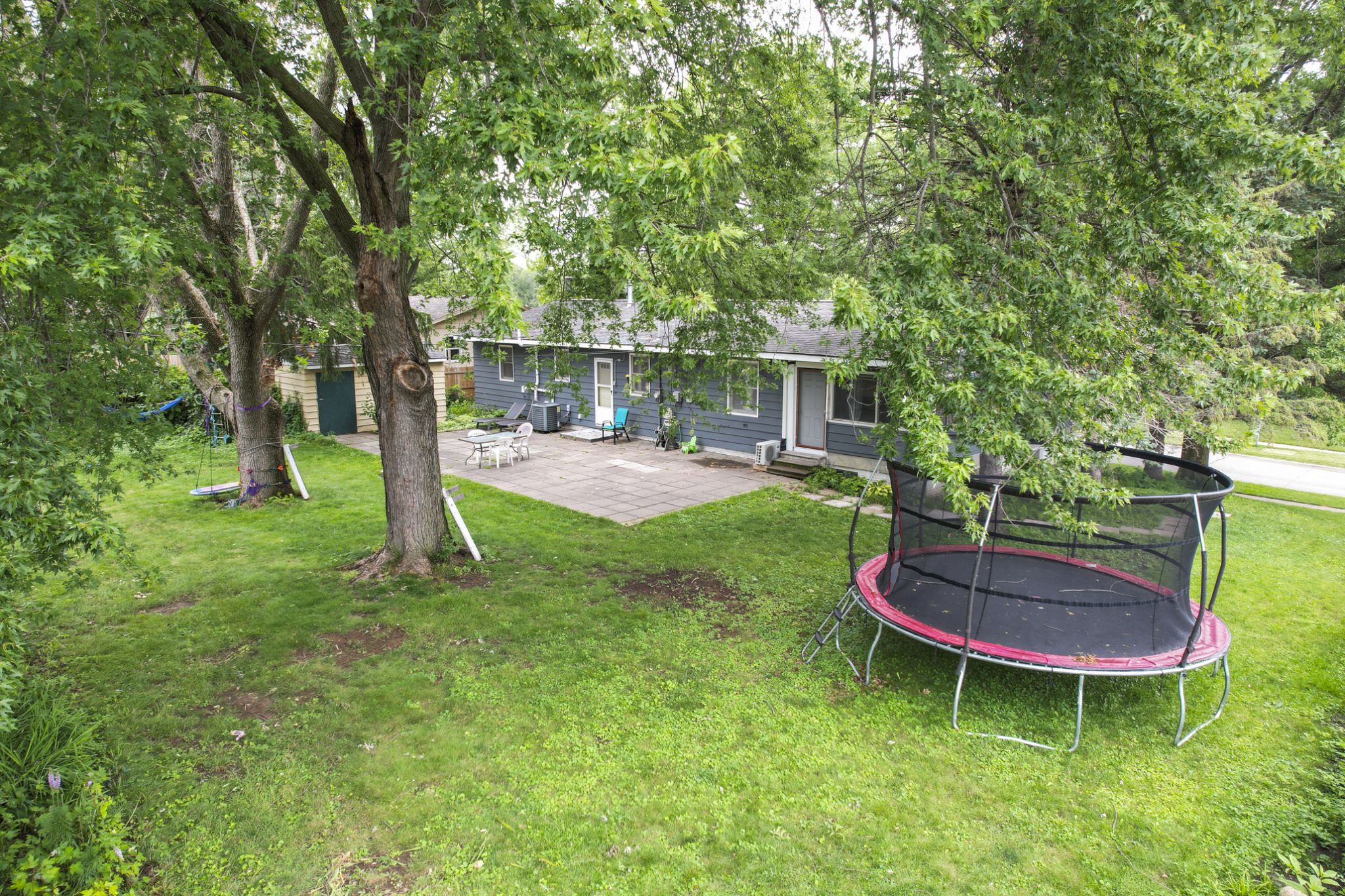 1647 Hollywood Boulevard, Iowa City, IA, Image 40