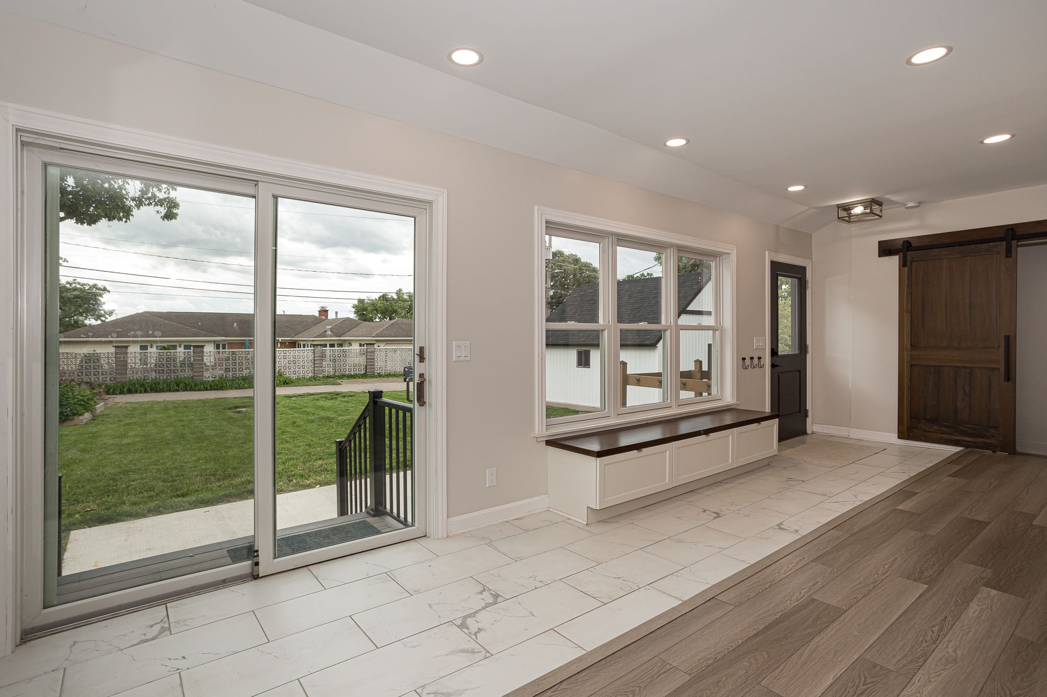 453 Grant St, Bettendorf, IA, Image 13