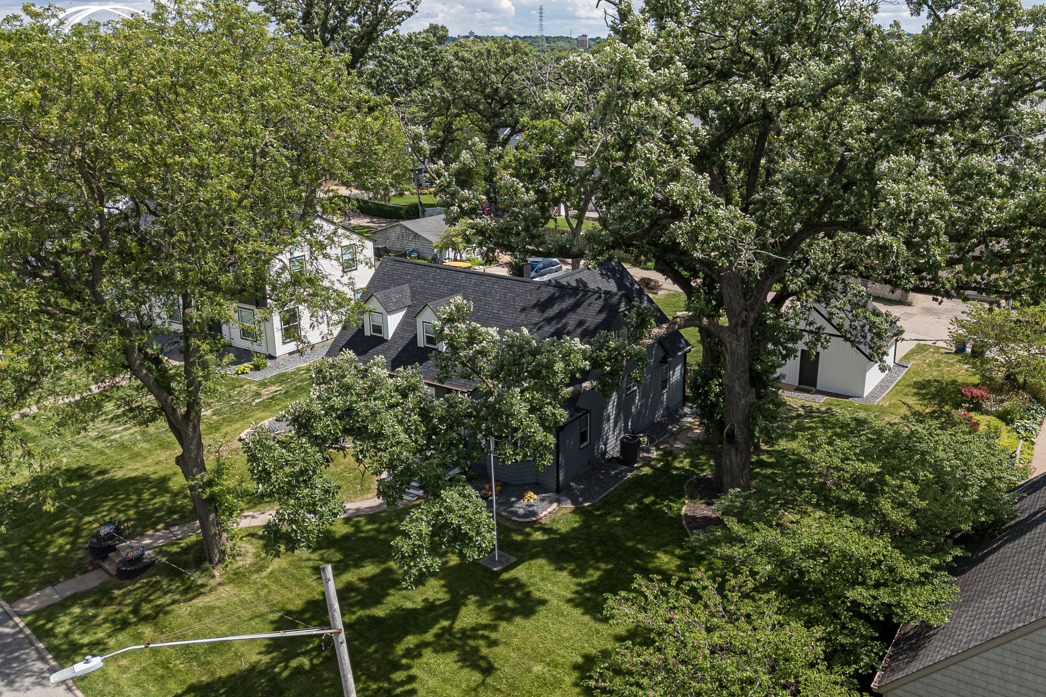 453 Grant St, Bettendorf, IA, Image 2