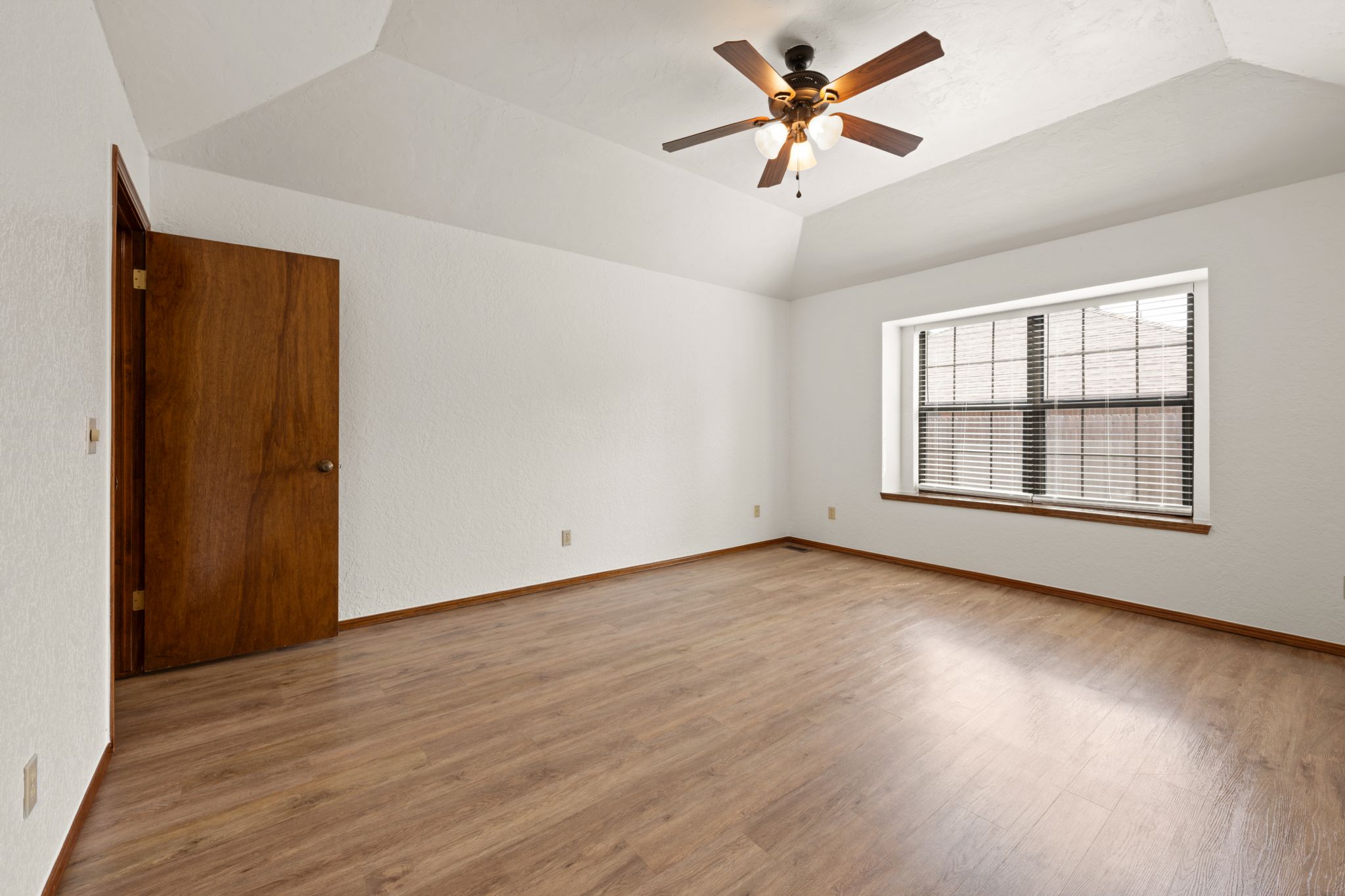 1018 NW 168th St, Edmond, OK, Image 18
