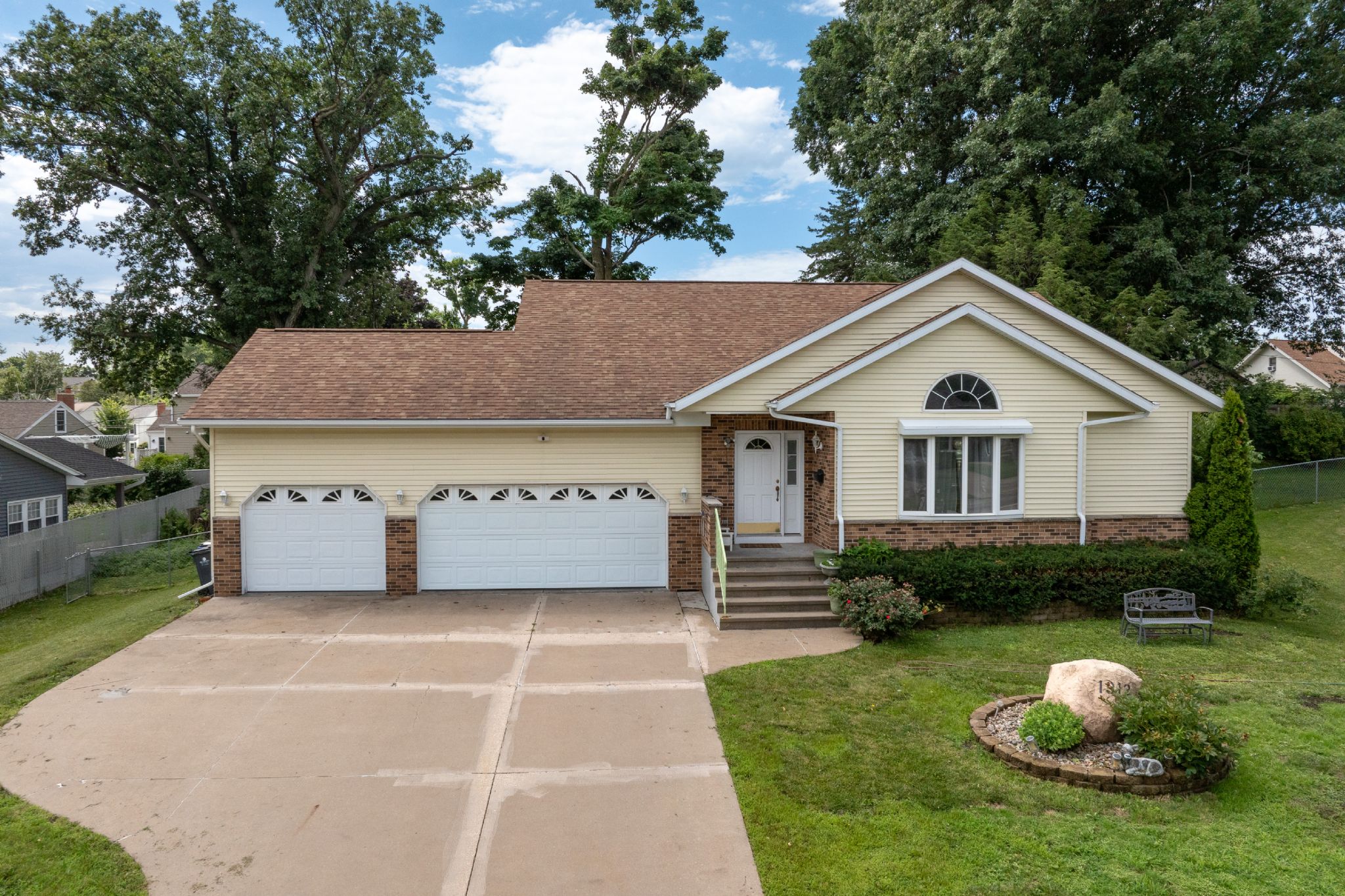 1313 29th St NE, Cedar Rapids, IA, Image 0