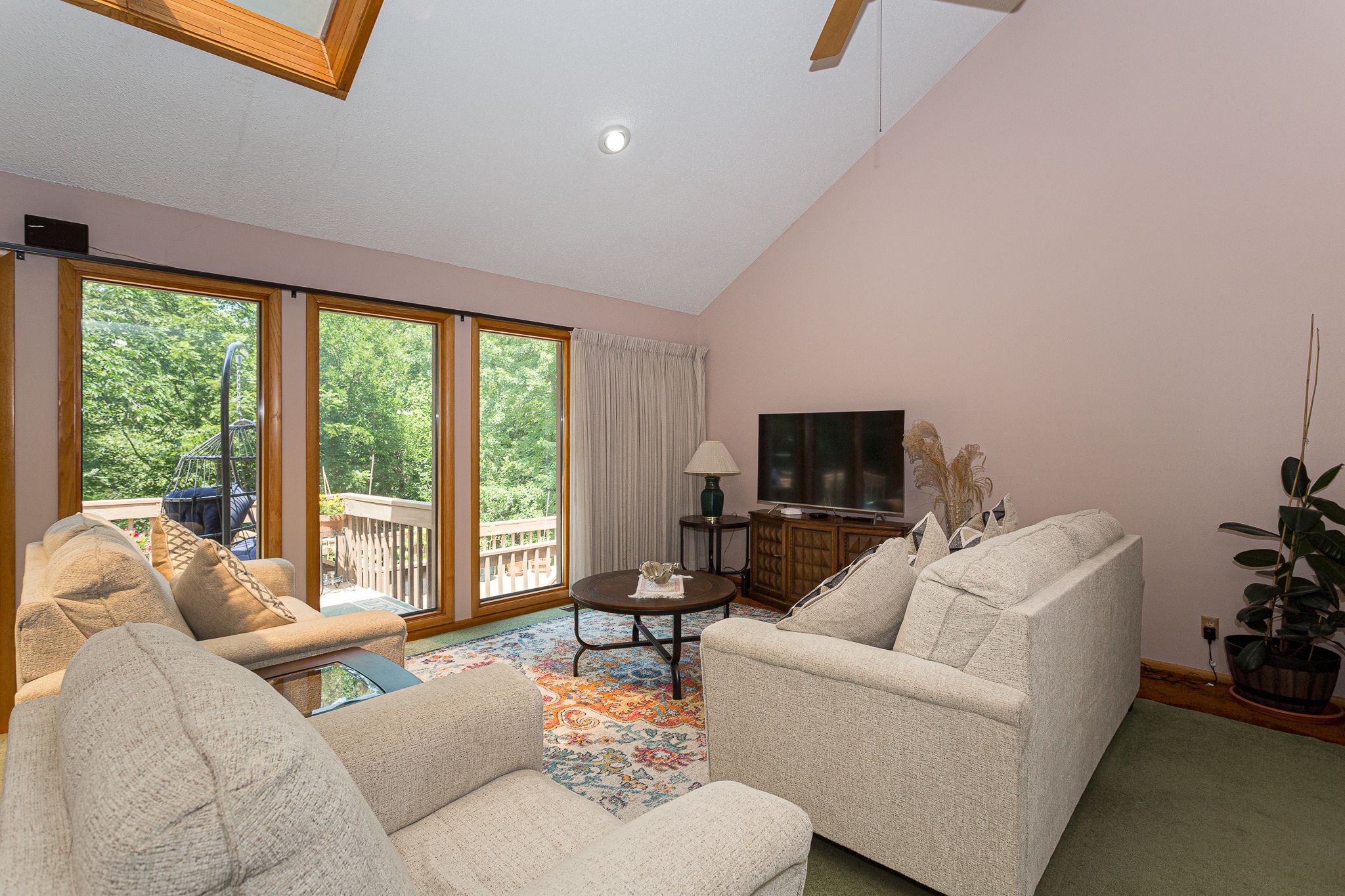 28018 230th Street, Le Claire, IA, Image 3