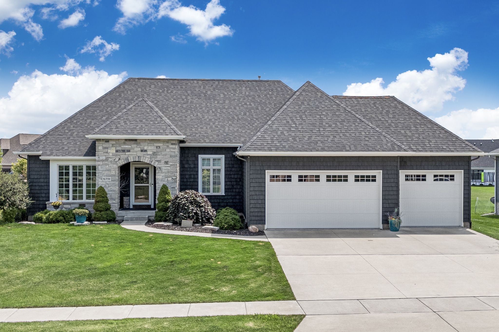 6351 Wildberry Dr, Bettendorf, IA, Image 0