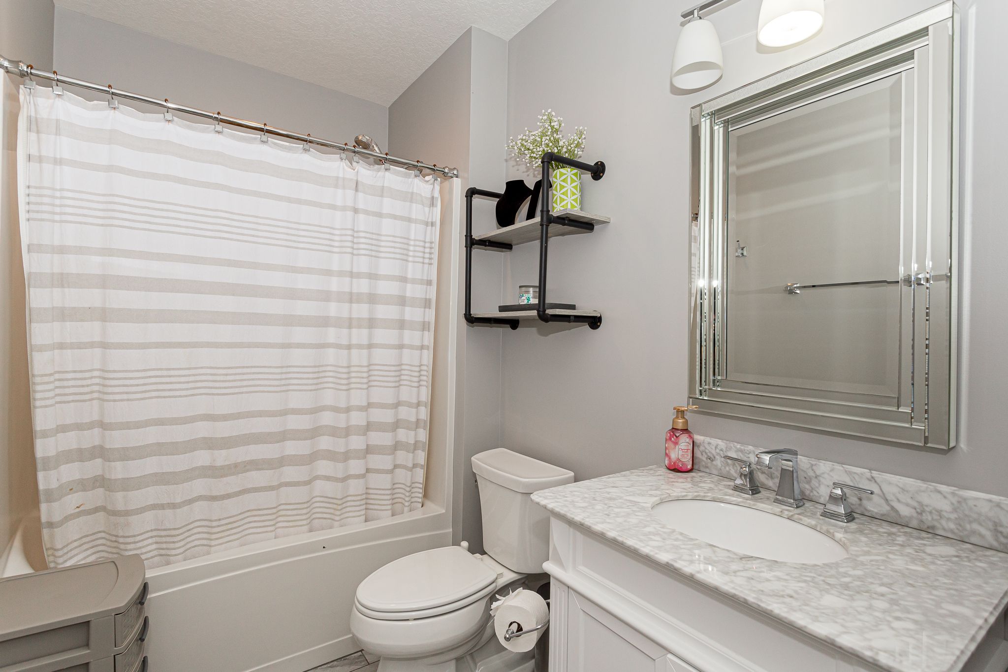 6351 Wildberry Dr, Bettendorf, IA, Image 36