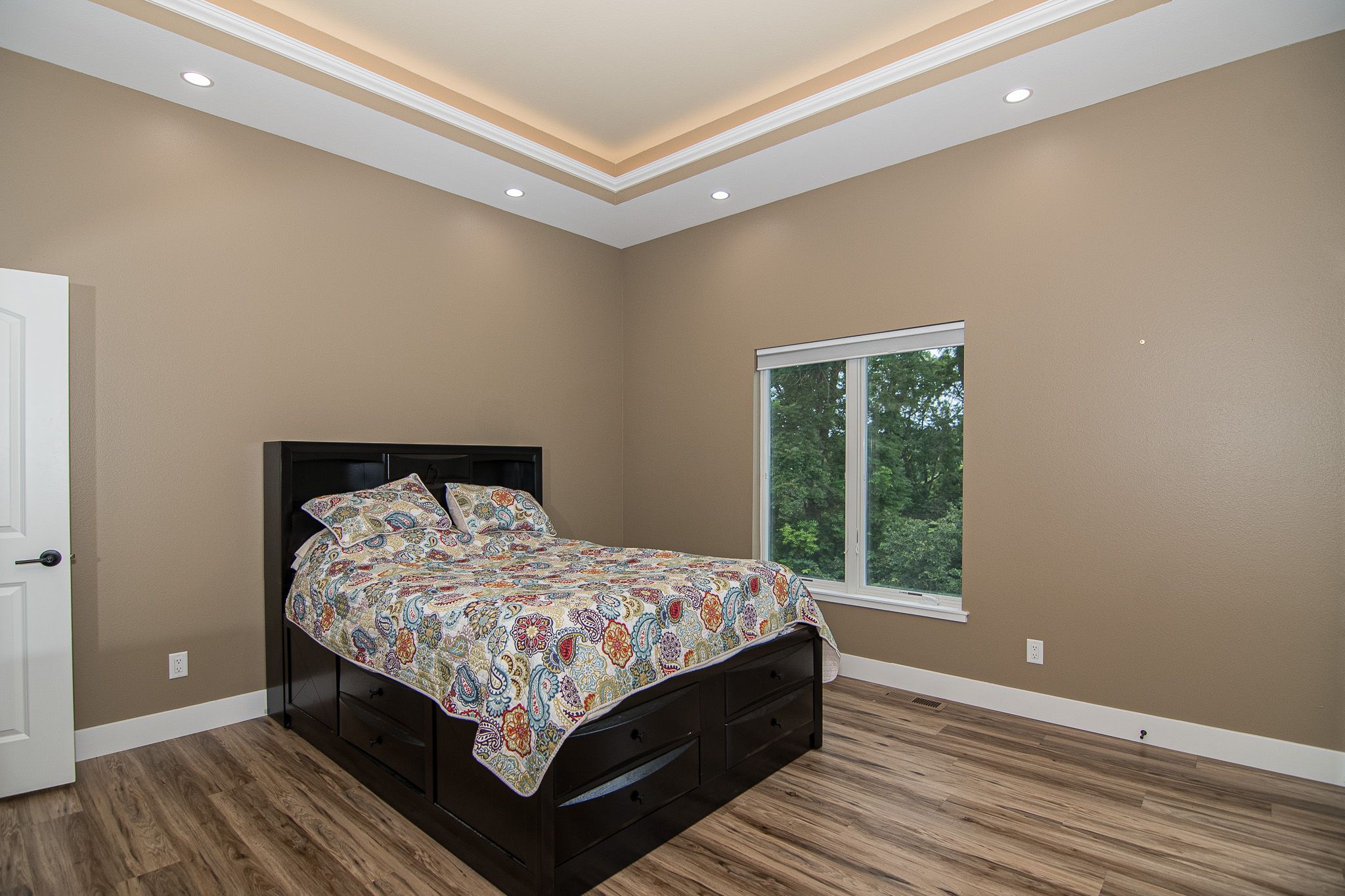 1735 Creek Wood Drive, Dubuque, IA, Image 18