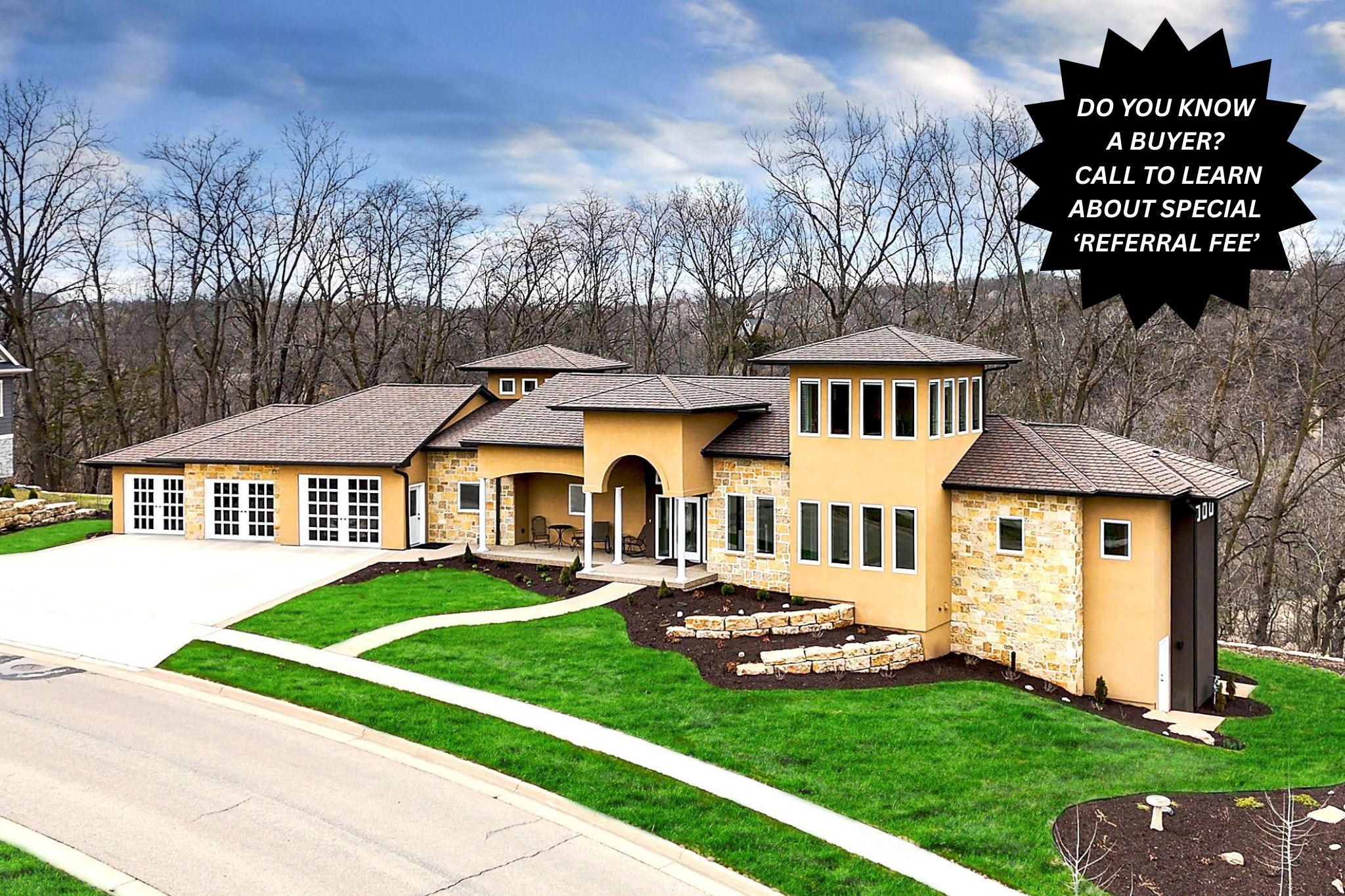 1735 Creek Wood Drive, Dubuque, IA, Image 0