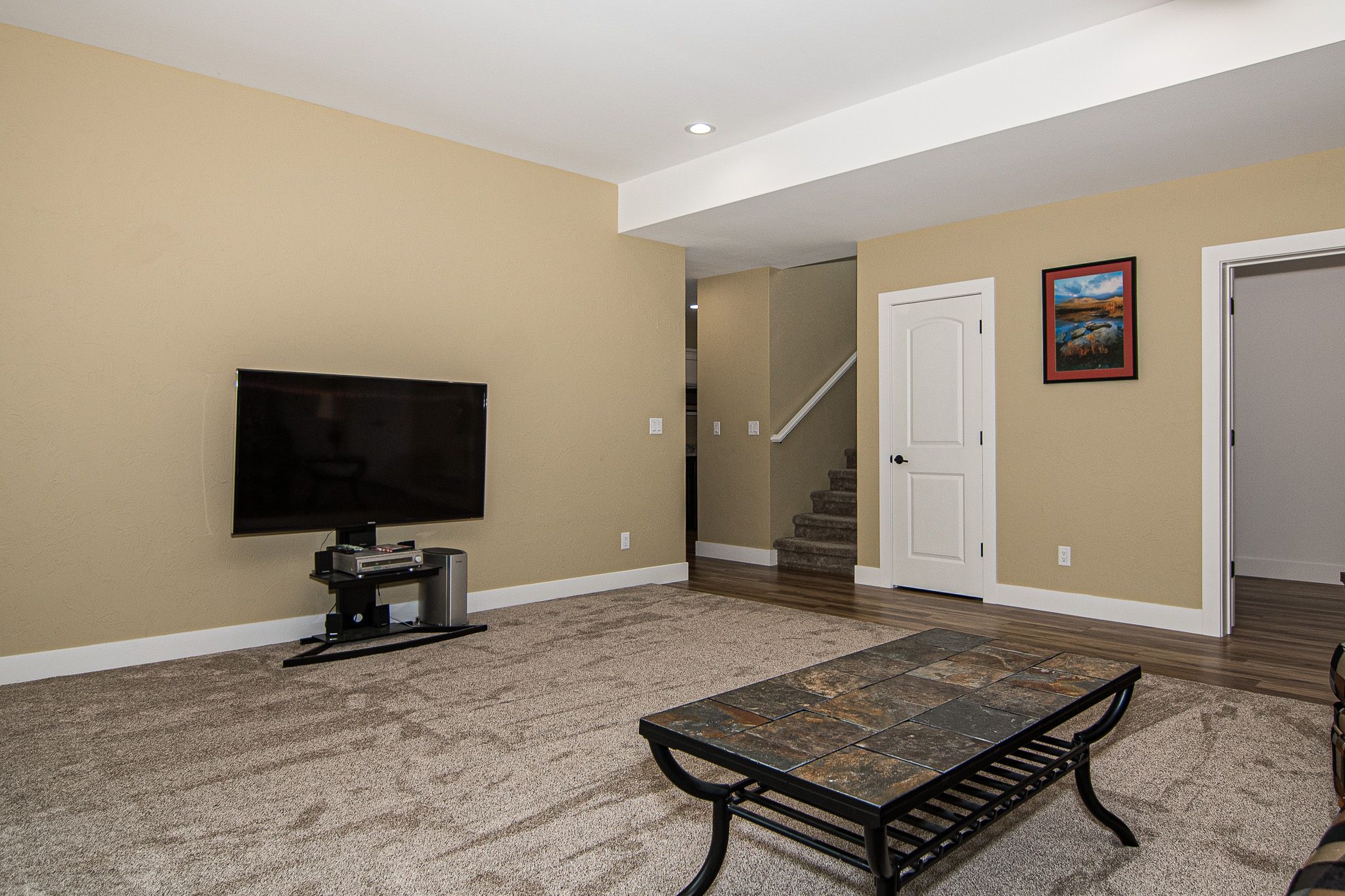 1735 Creek Wood Drive, Dubuque, IA, Image 35