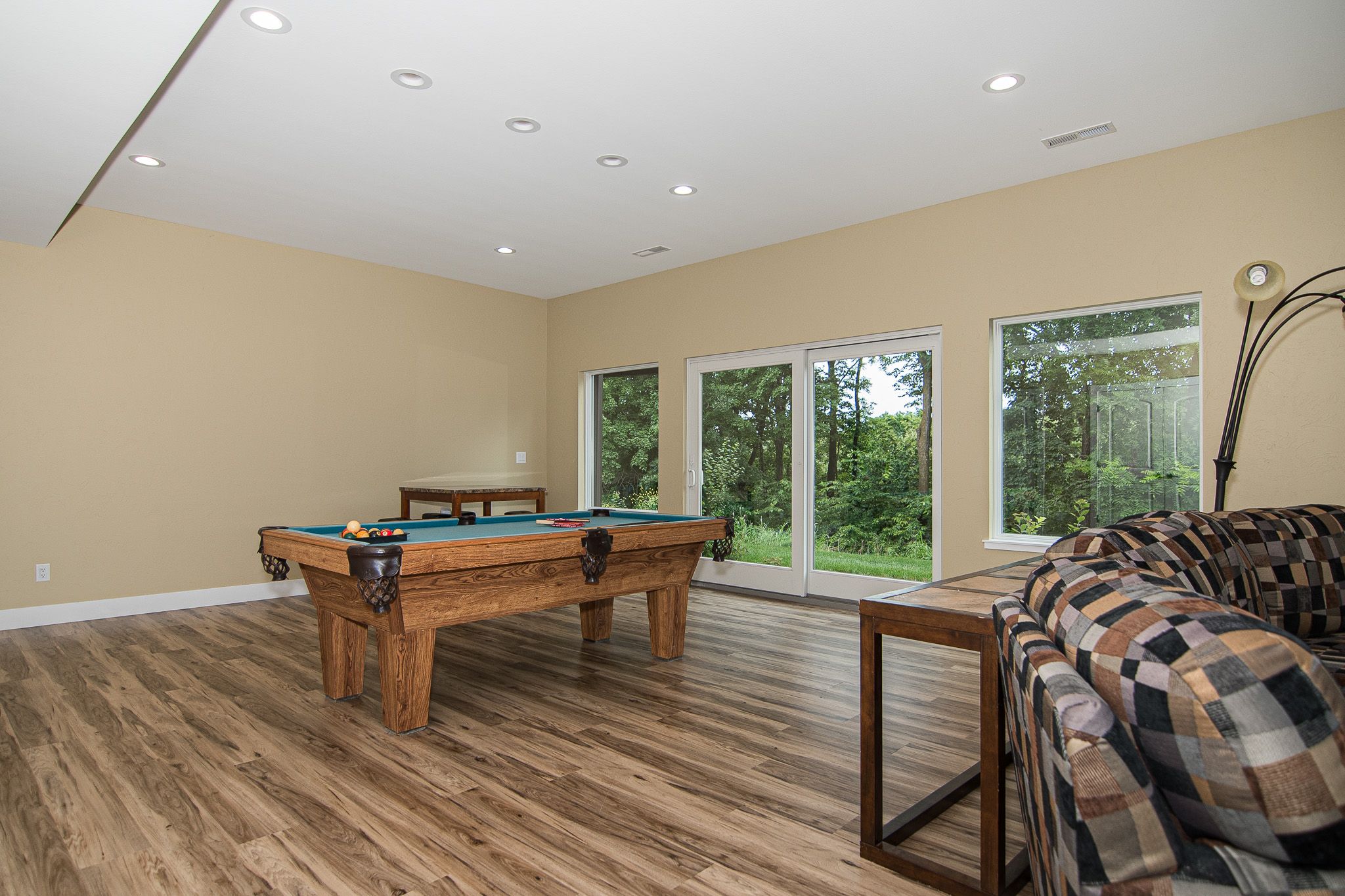 1735 Creek Wood Drive, Dubuque, IA, Image 36