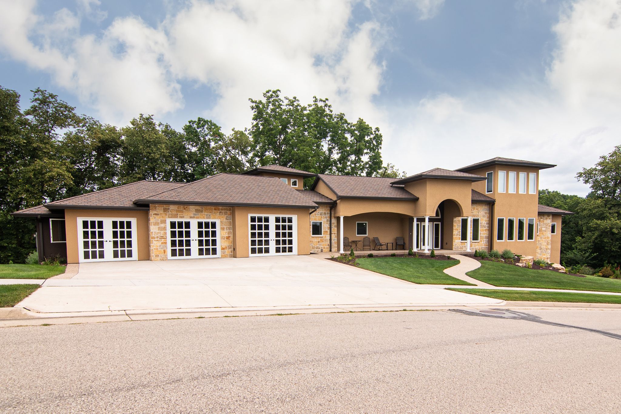 1735 Creek Wood Drive, Dubuque, IA, Image 59