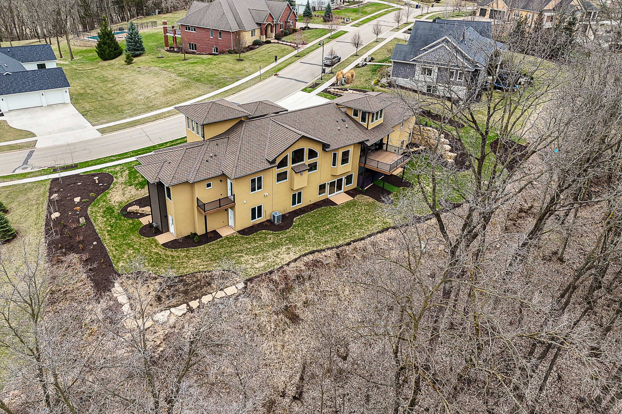 1735 Creek Wood Drive, Dubuque, IA, Image 69