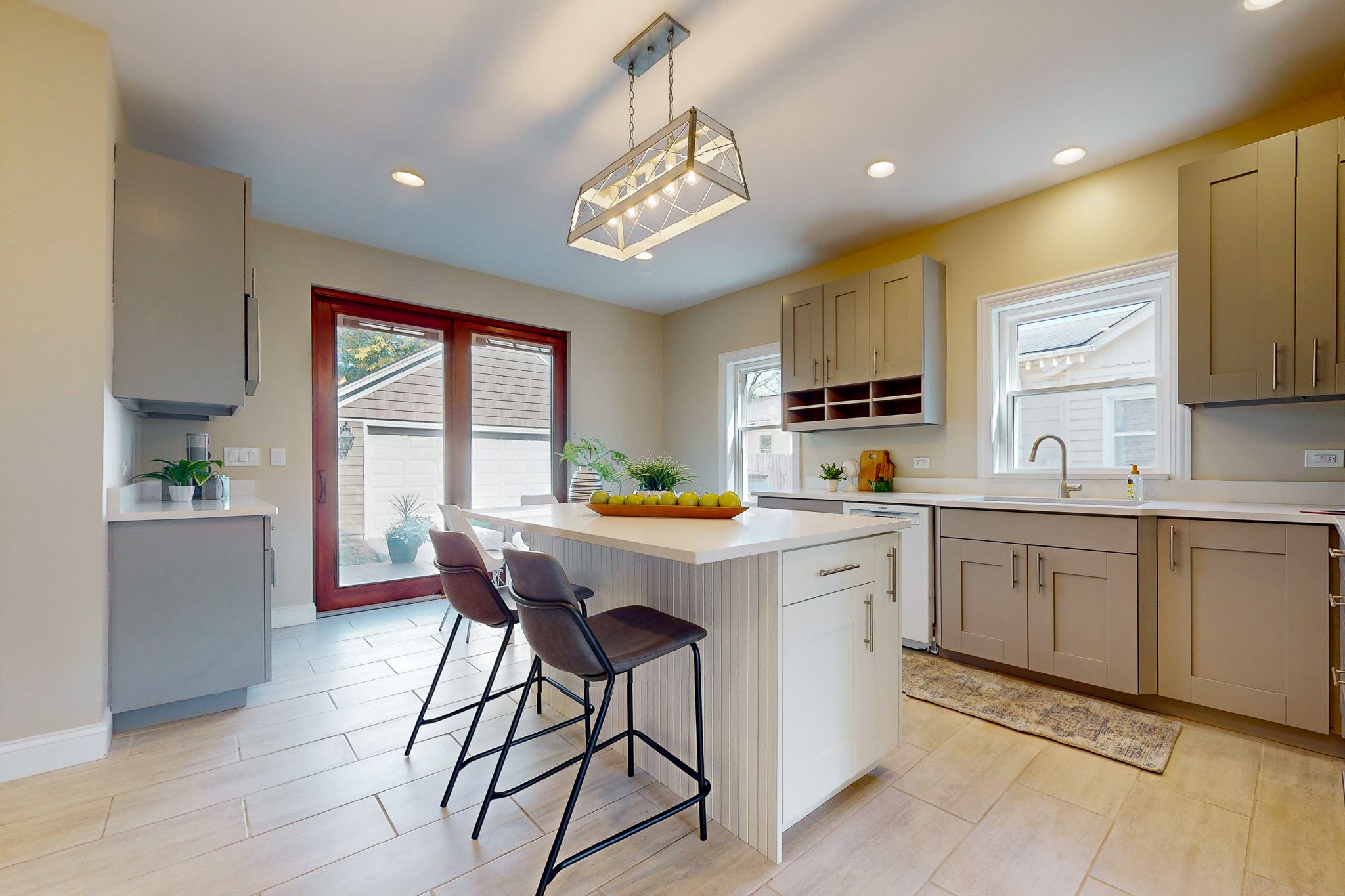 130 W Ellis Ave, Libertyville, IL, Image 4