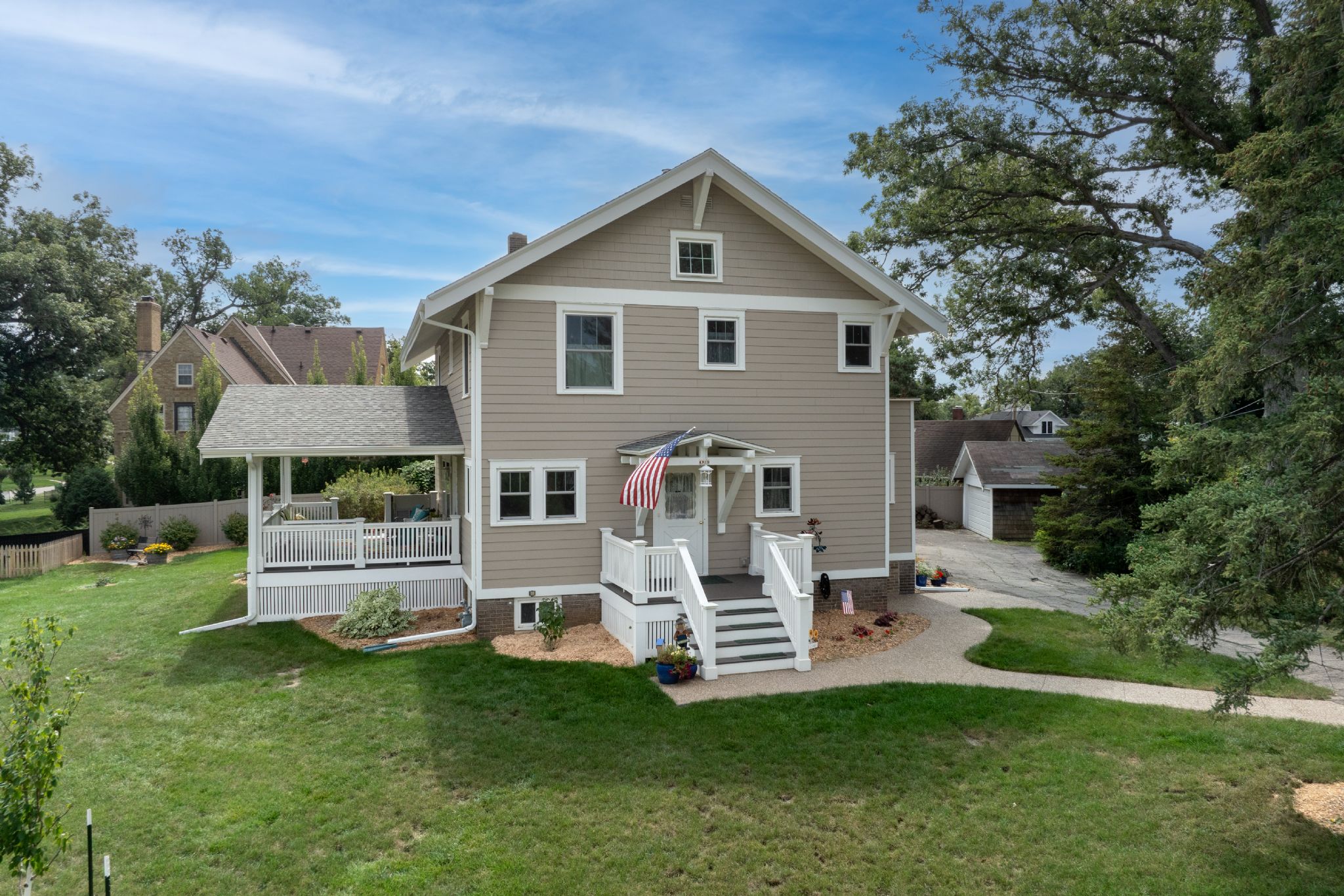1929 Ridgeway Dr SE, Cedar Rapids, IA, Image 0