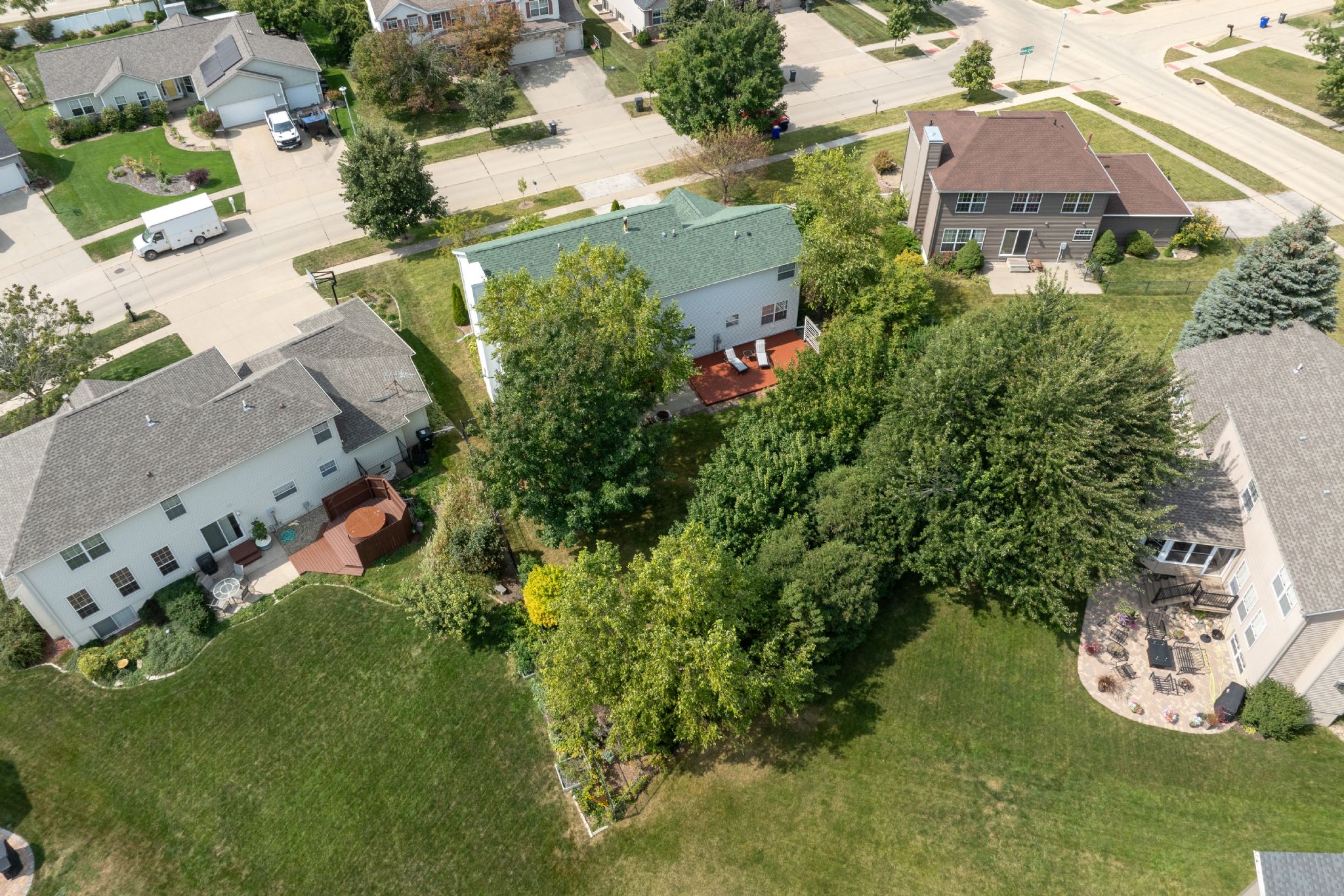7608 Hampshire Dr NE, Cedar Rapids, IA, Image 39