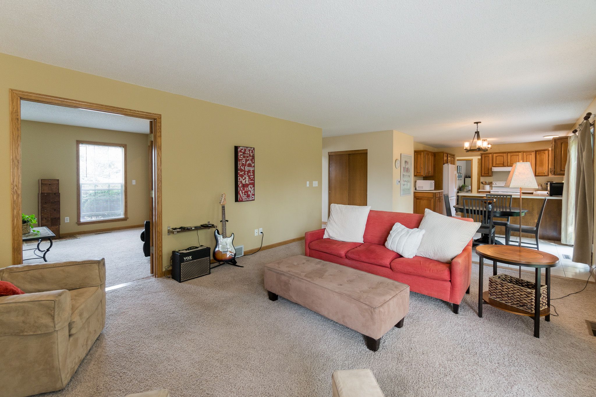 7608 Hampshire Dr NE, Cedar Rapids, IA, Image 4