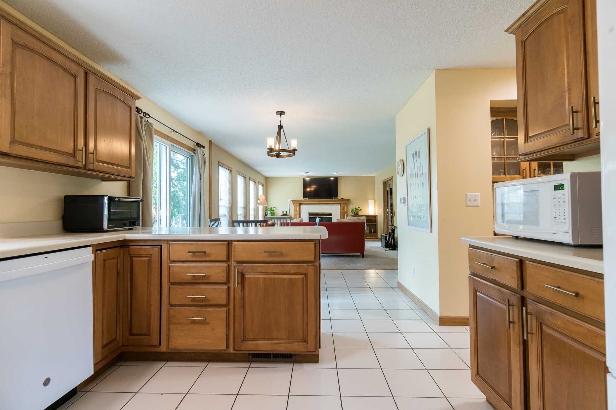 7608 Hampshire Dr NE, Cedar Rapids, IA, Image 8