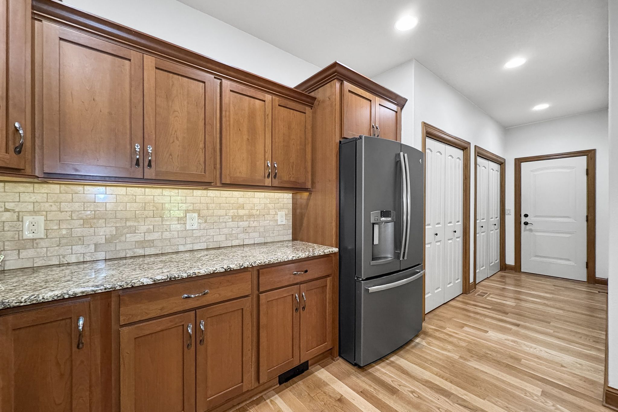 255 S 41st St, West Des Moines, IA, Image 10