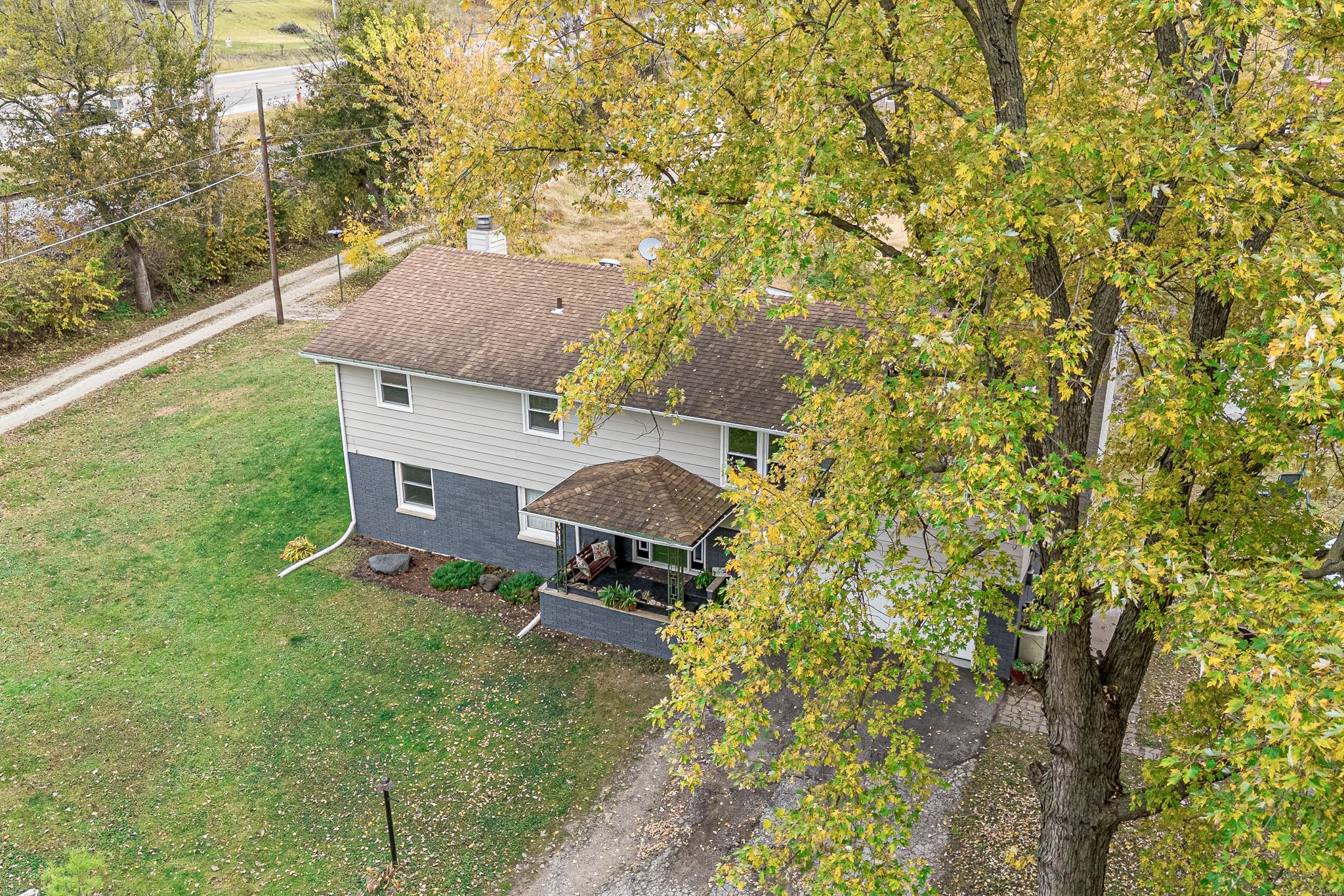 18225 249th Ave, Pleasant Valley, IA, Image 2