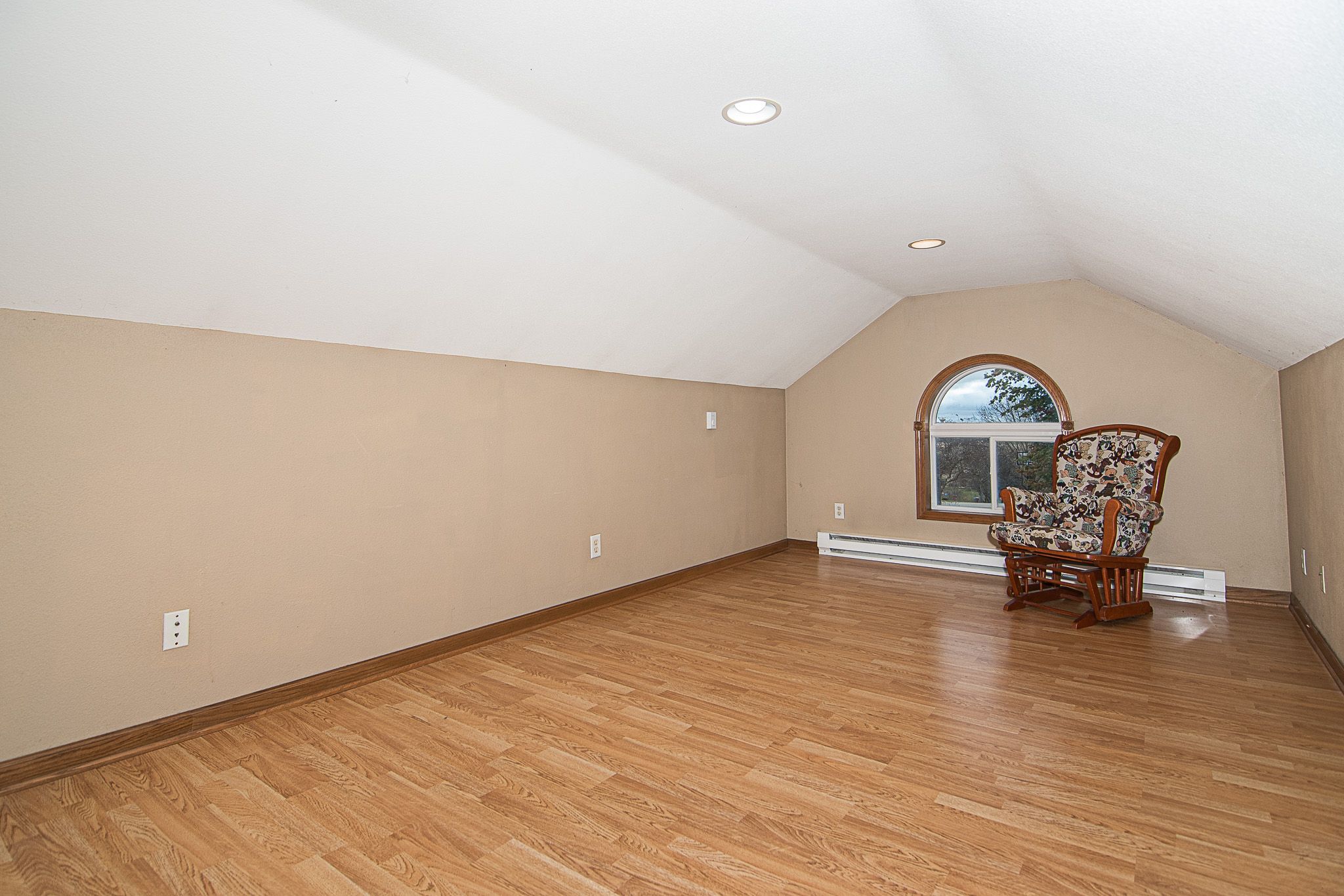 15807 Woodmoor Drive, Dubuque, IA, Image 19