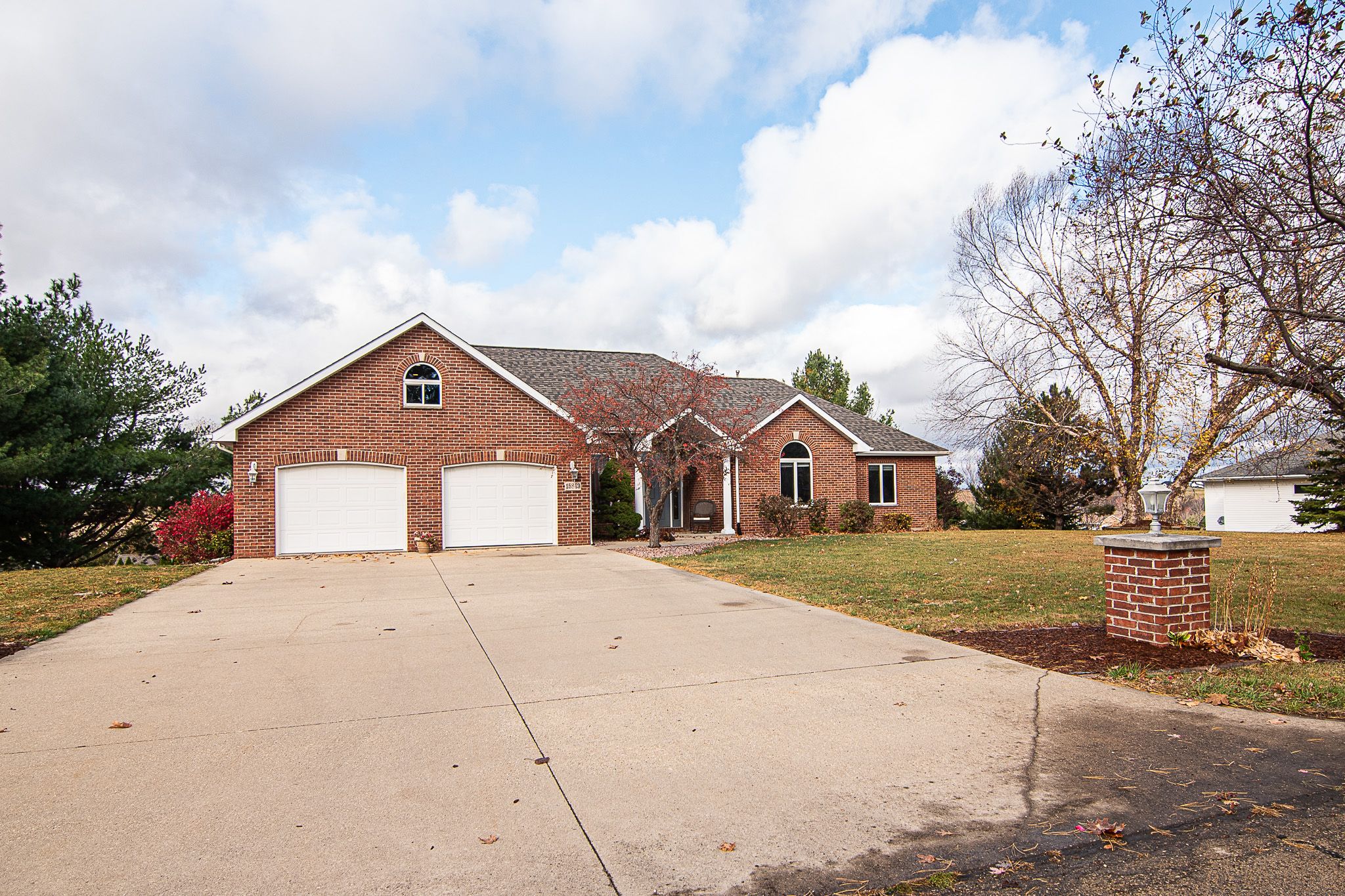 15807 Woodmoor Drive, Dubuque, IA, Image 36