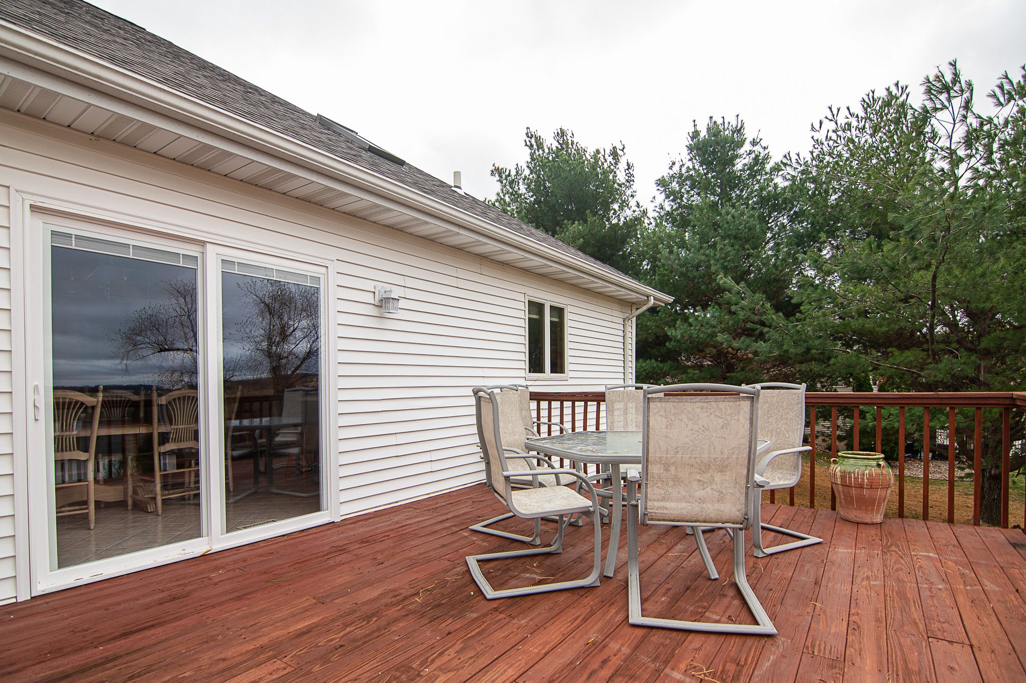 15807 Woodmoor Drive, Dubuque, IA, Image 40