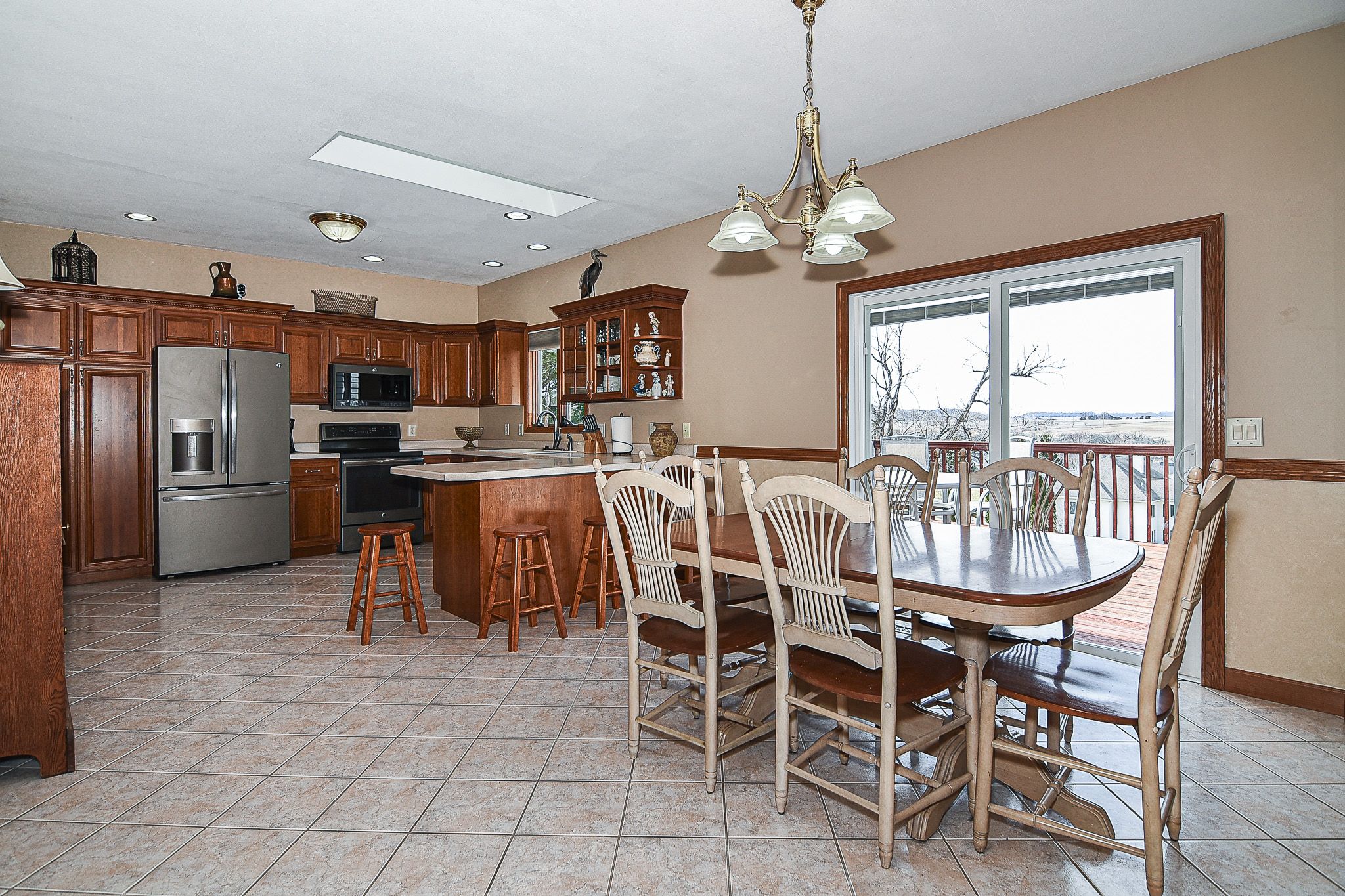 15807 Woodmoor Drive, Dubuque, IA, Image 5