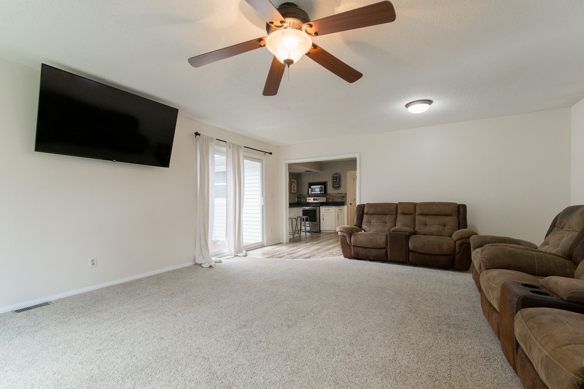 3642 Redbud Rd NE, Cedar Rapids, IA, Image 3