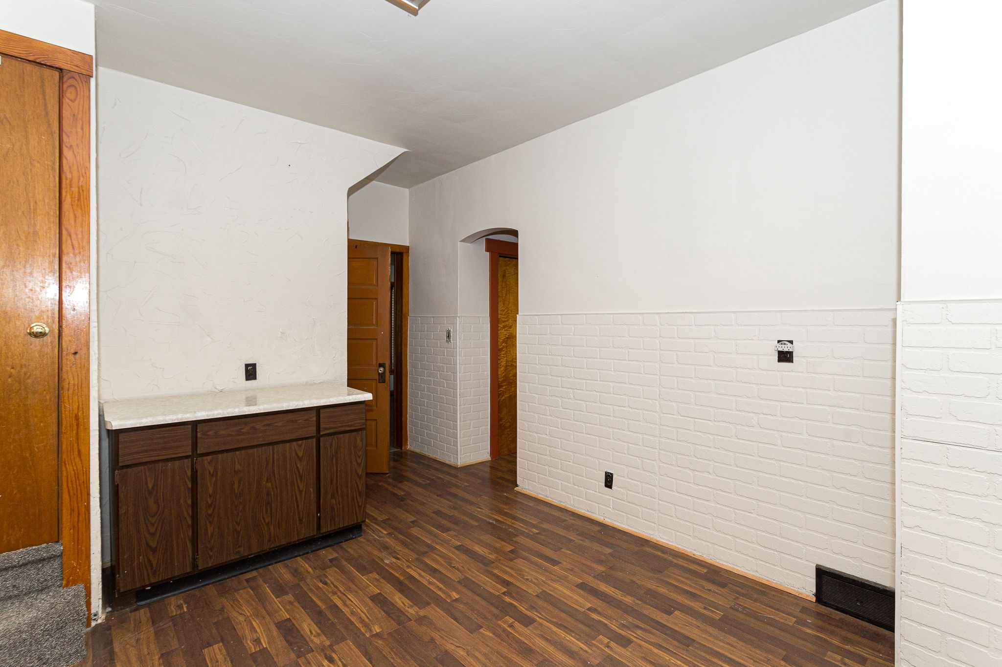 2316 E Pleasant St, Davenport, IA, Image 11