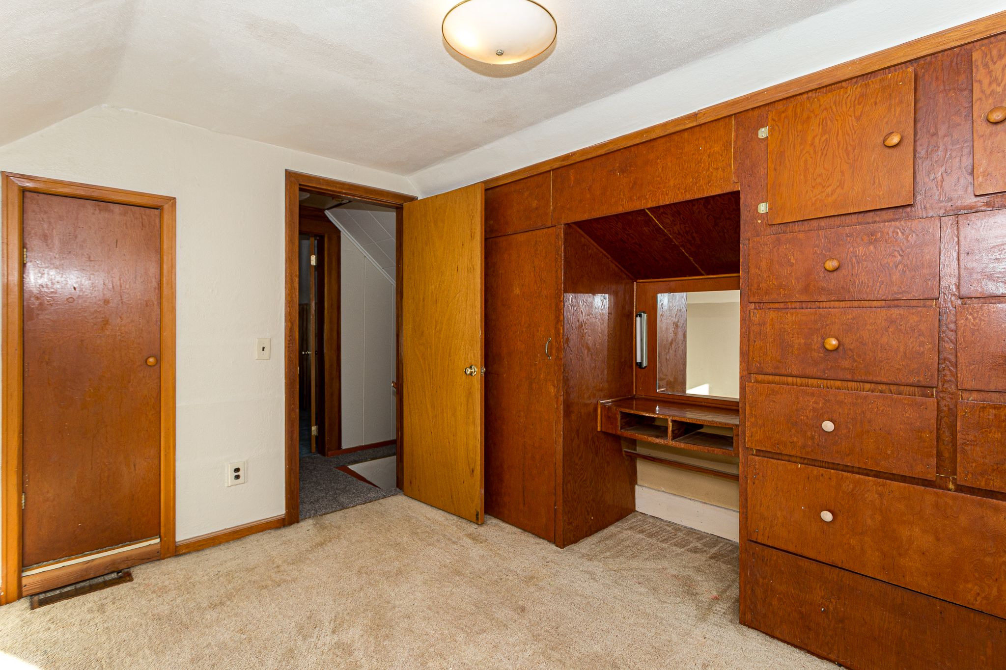 2316 E Pleasant St, Davenport, IA, Image 16