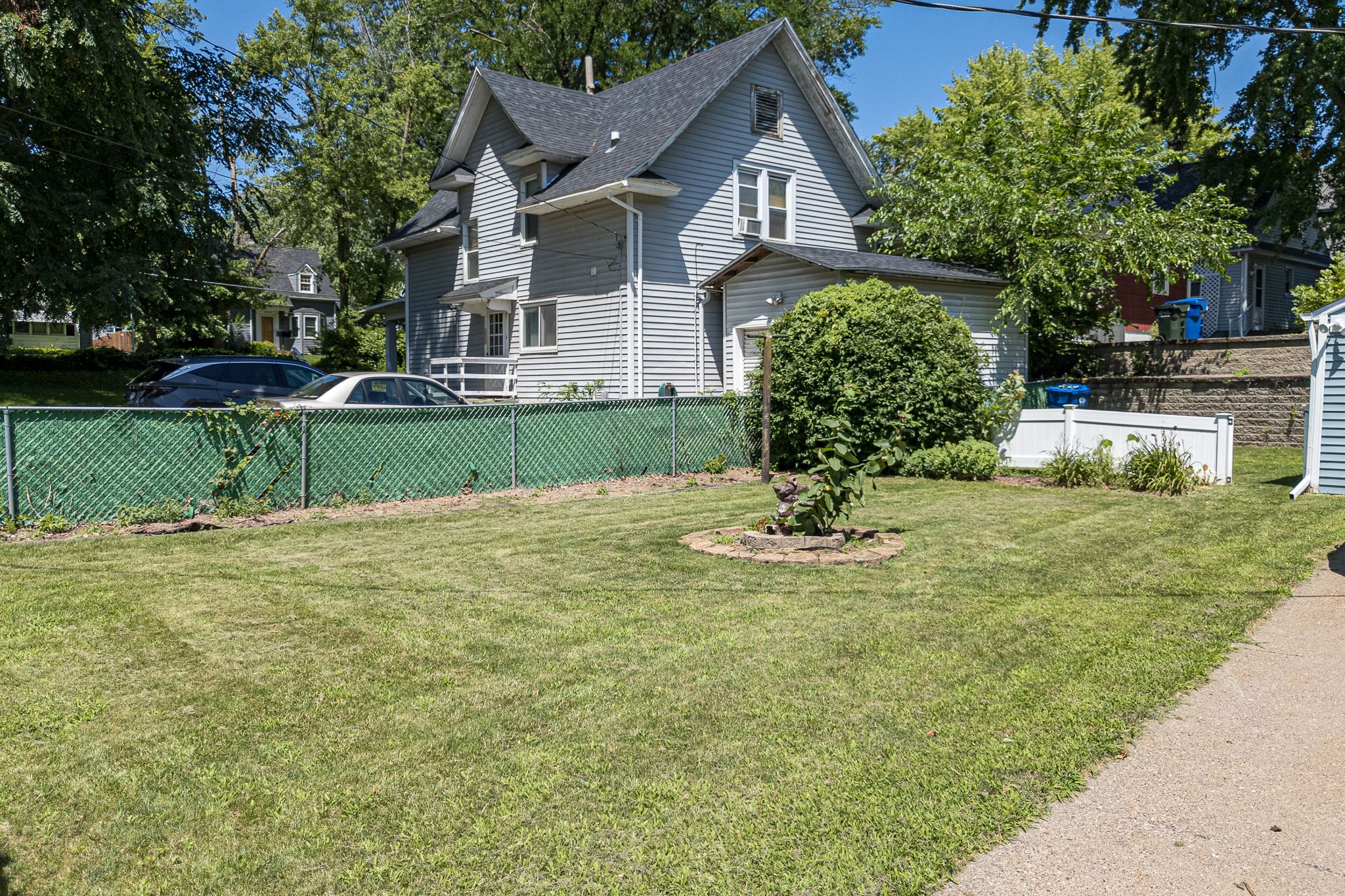 2316 E Pleasant St, Davenport, IA, Image 24
