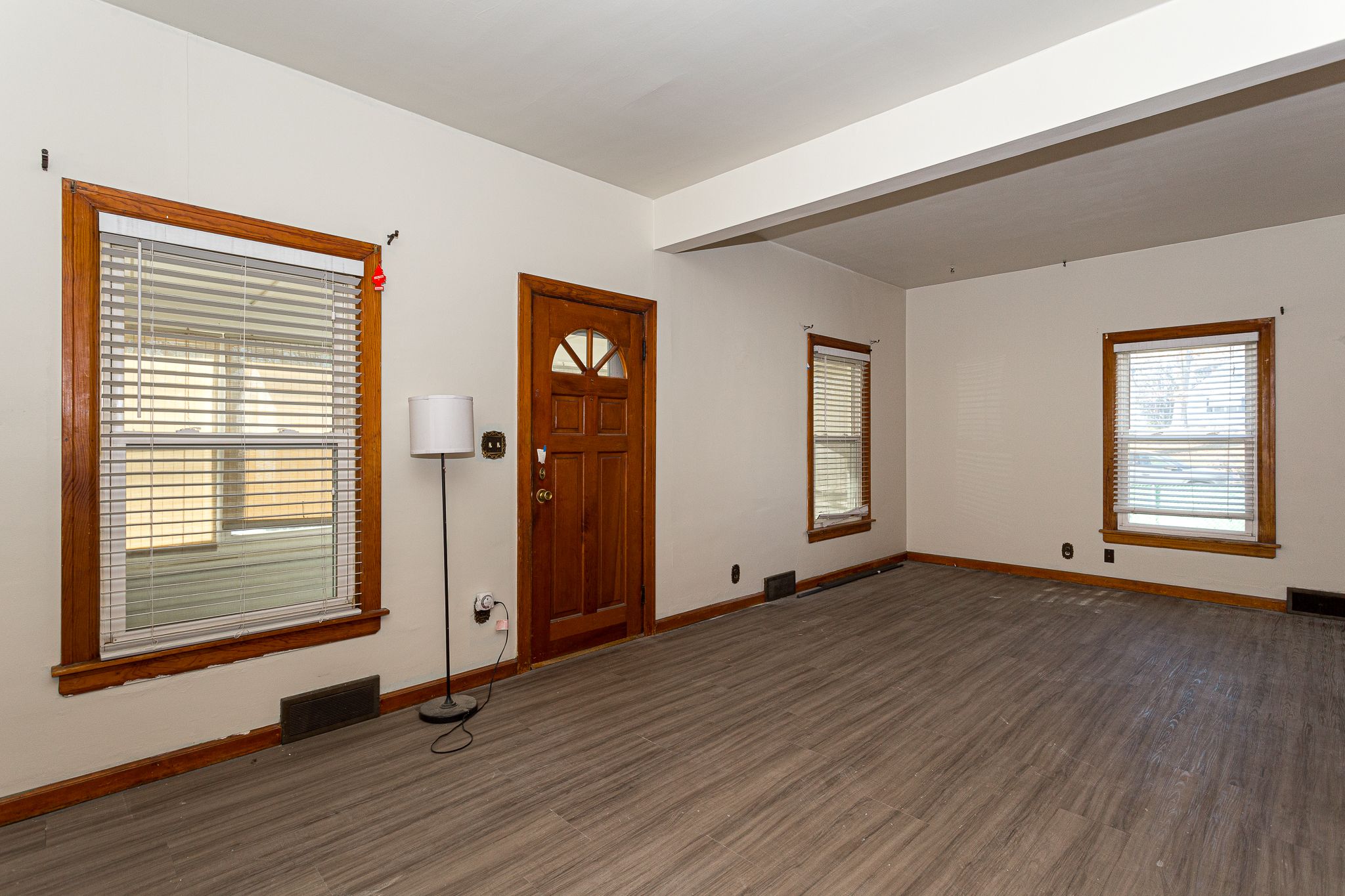 2316 E Pleasant St, Davenport, IA, Image 6